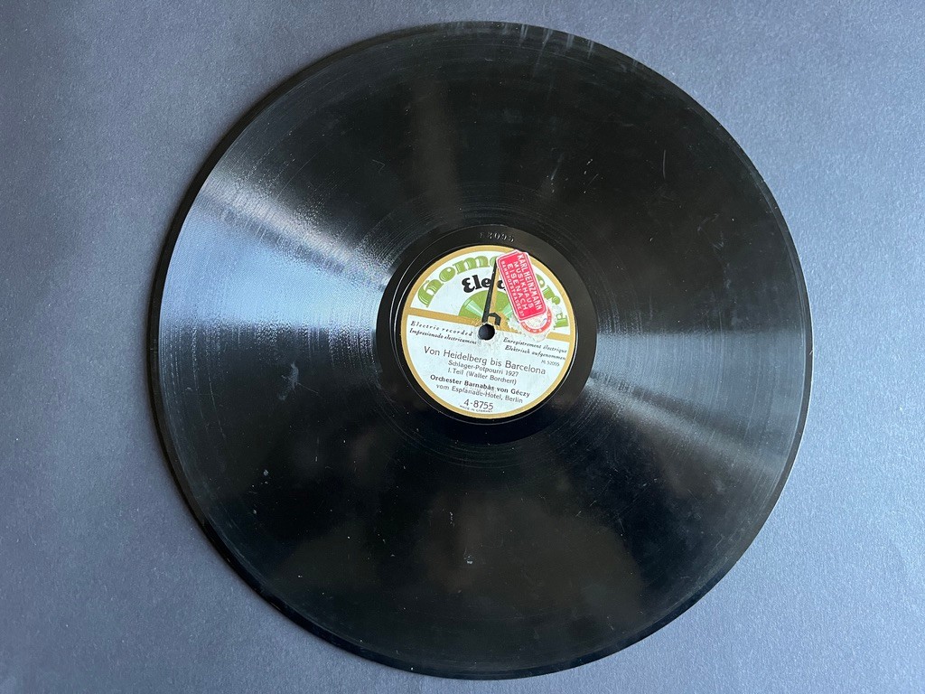 12" Schellack Platte "Von Heidelberg bis Barcelona-Schlager Potpourri 1927"