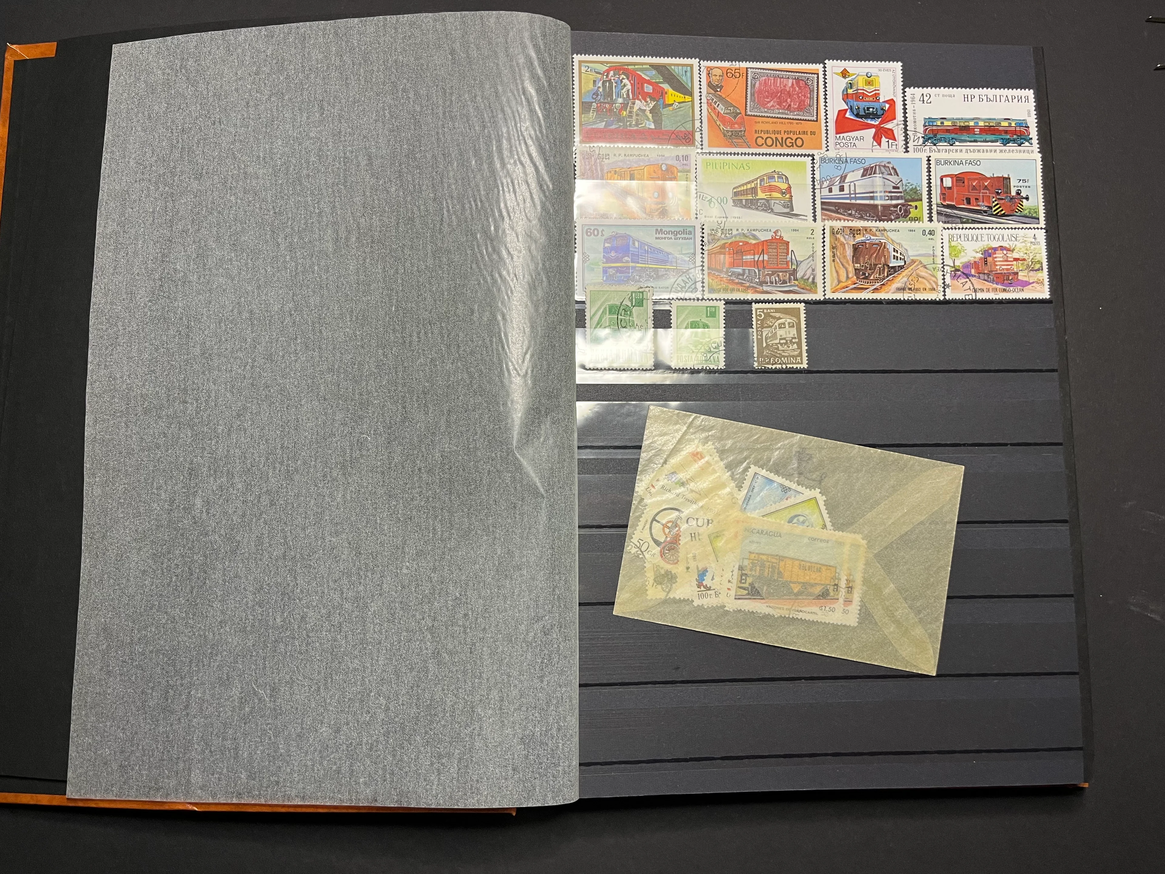 Briefmarken Album Motive Eisenbahn 023