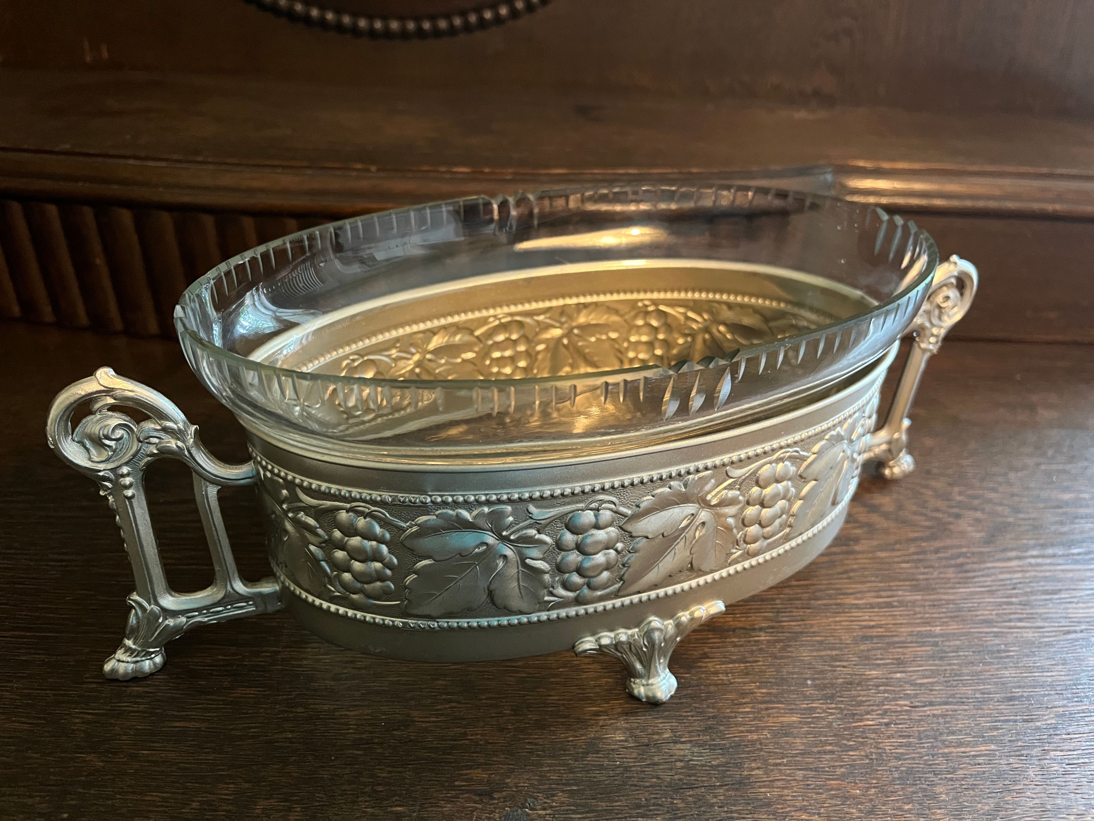 Obstschale Jugendstil "Trauben und Blätter" ca. 1920er Jahre