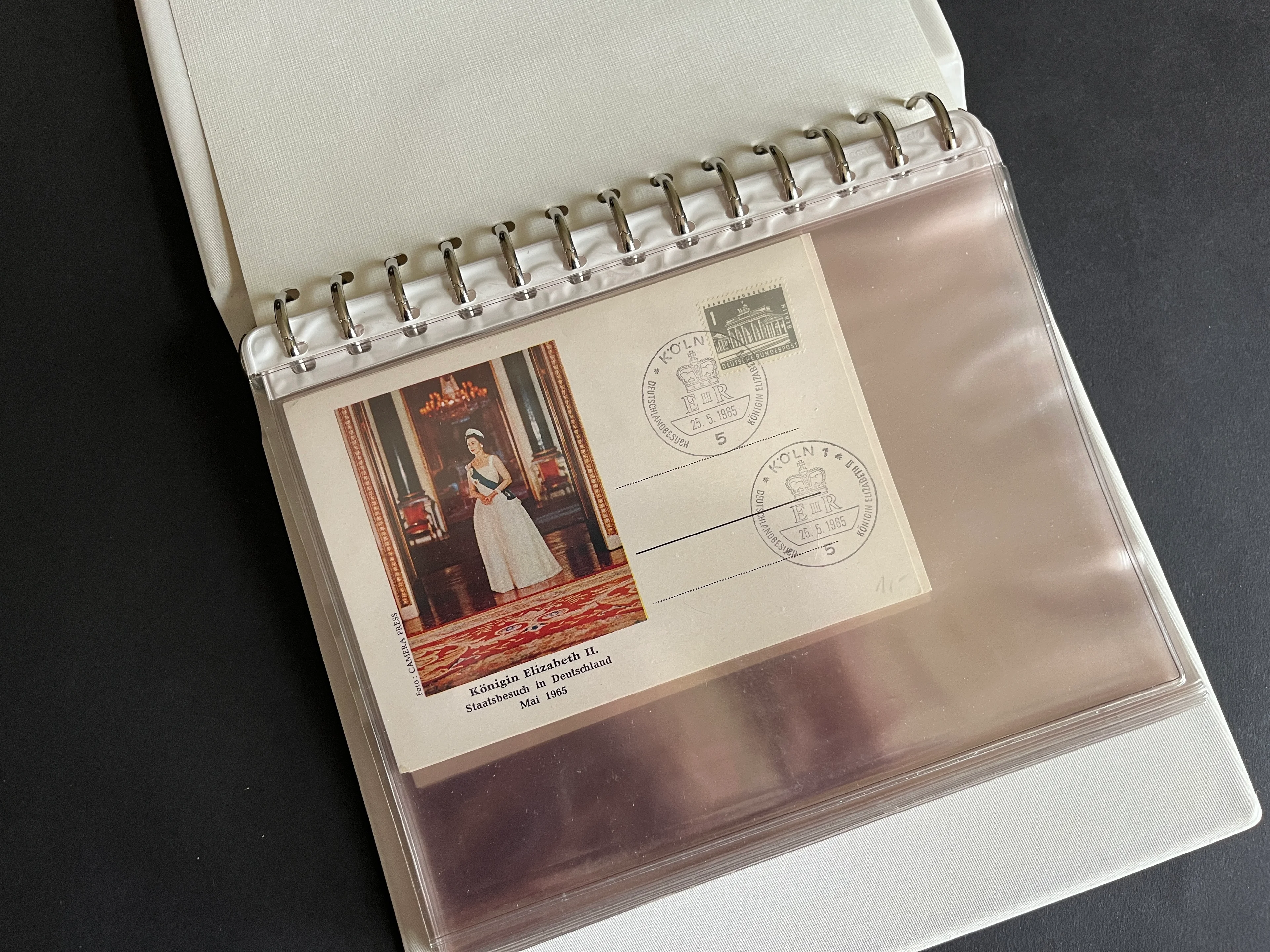 CP067 22 Postkarten "Berliner Stadtbilder" #140 Königin Elizabeth II 1965