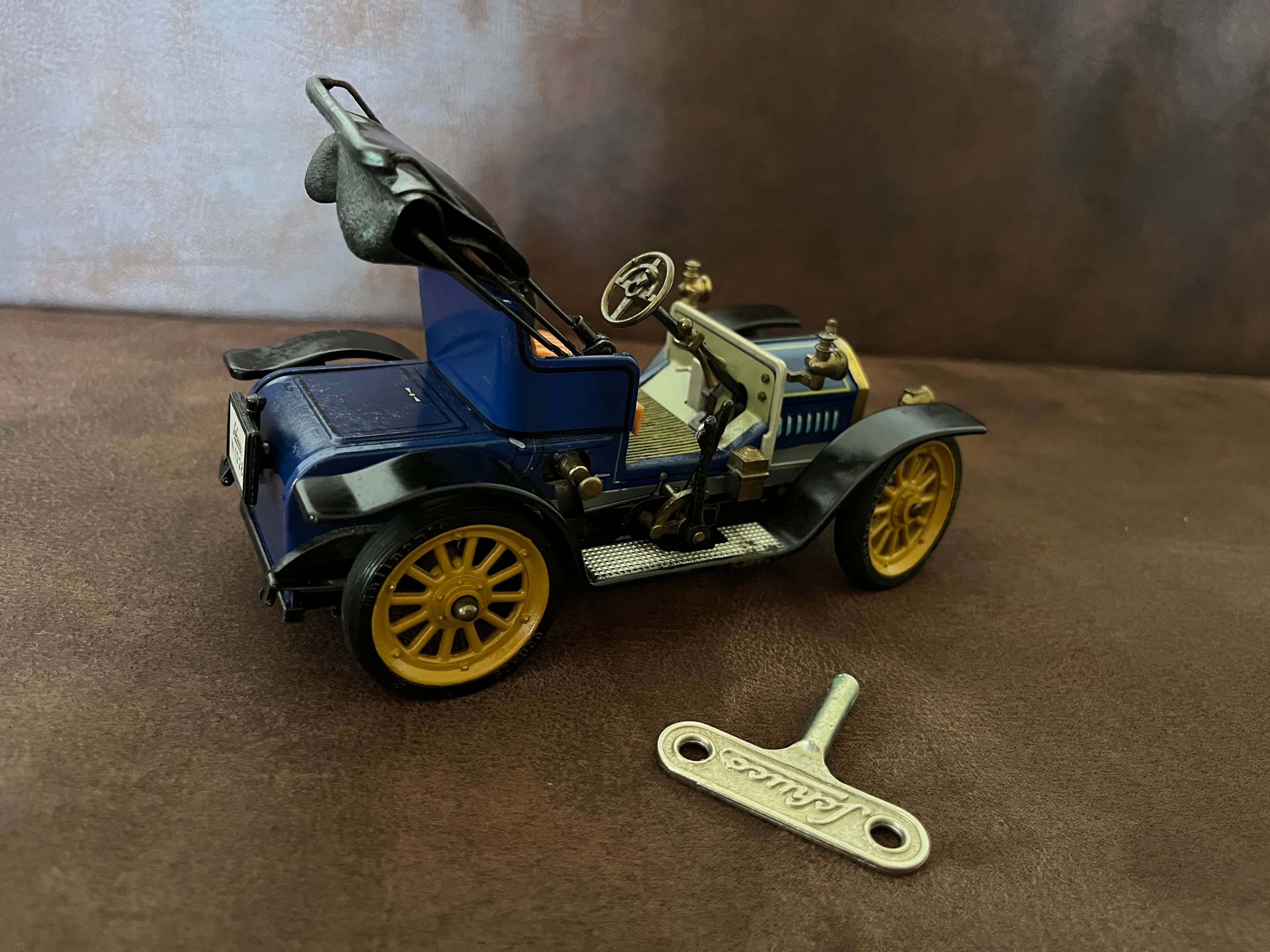 SCHUCO Doktorwagen Opel #1228