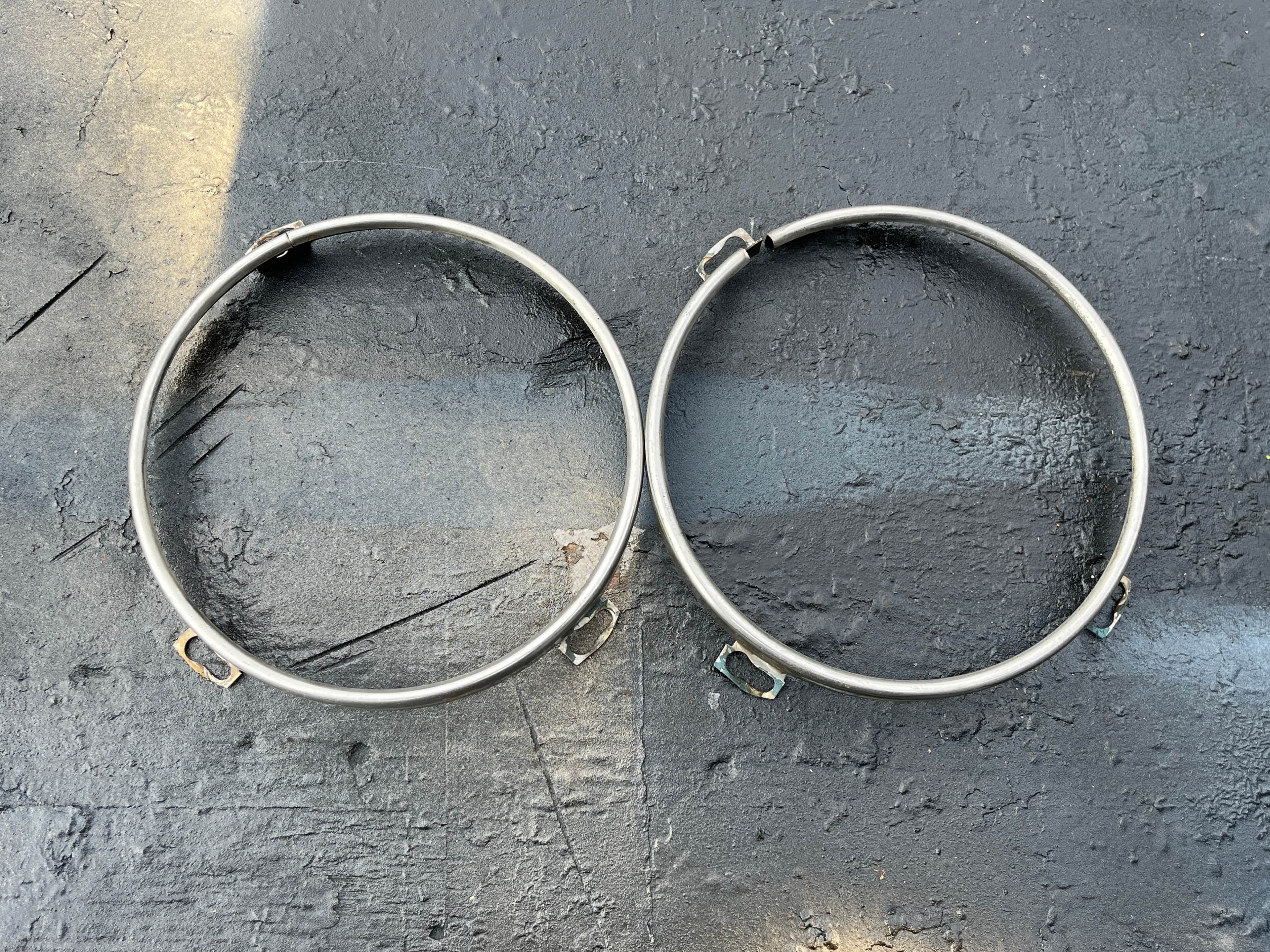 FORD Thunderbird 1964-66 Lampenringe OEM