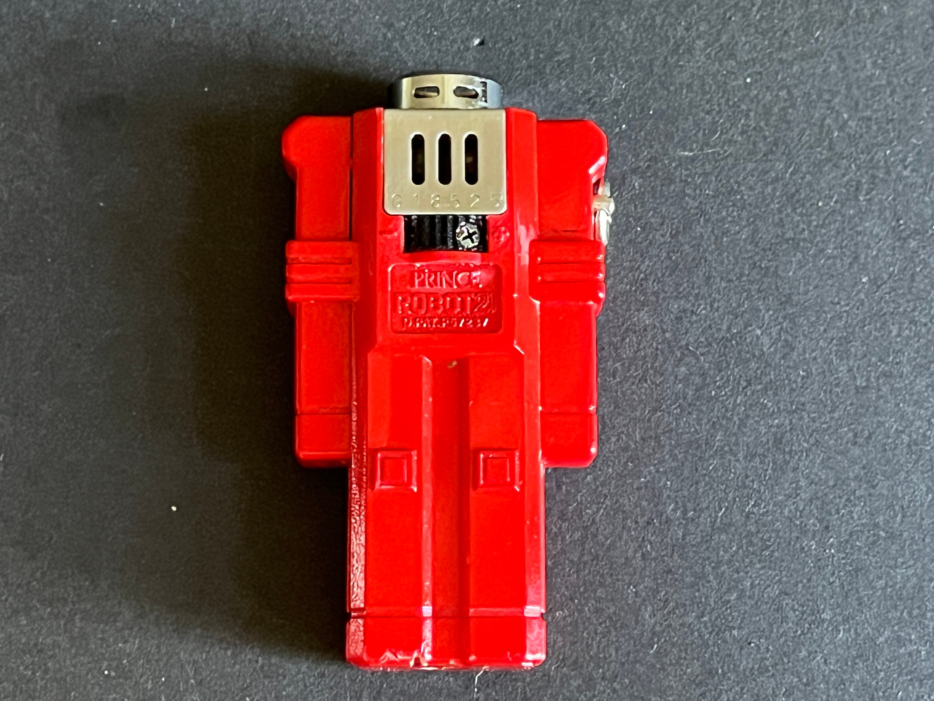 Gasfeuerzeug "Prince Robot 21" rot