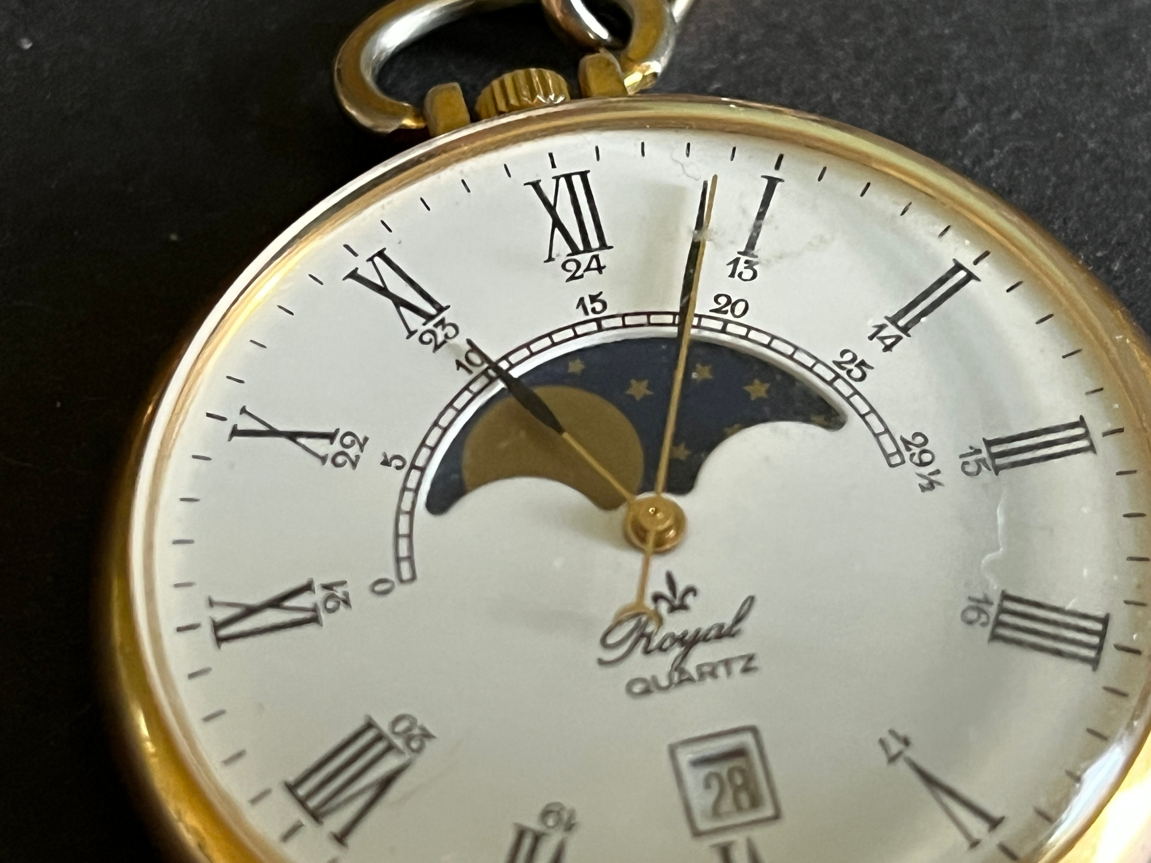 Taschenuhr an Kette "Royal Quartz" mit Mondphasenanzeige