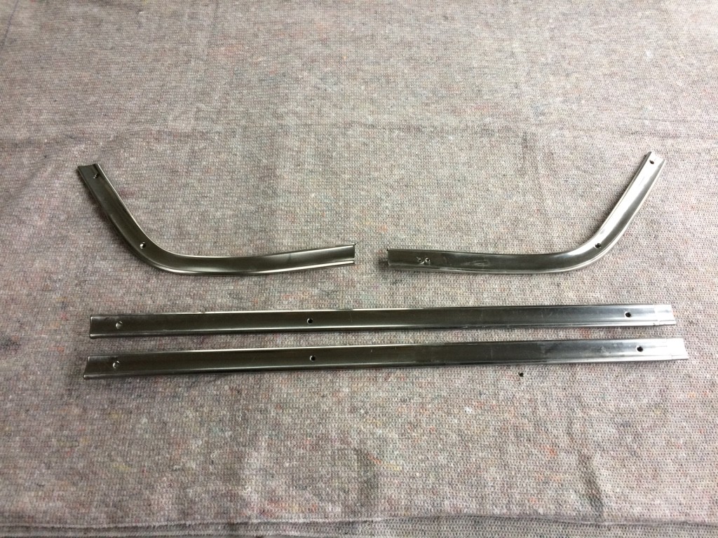 FORD Thunderbird 1965-66 Satz Zierleisten OEM