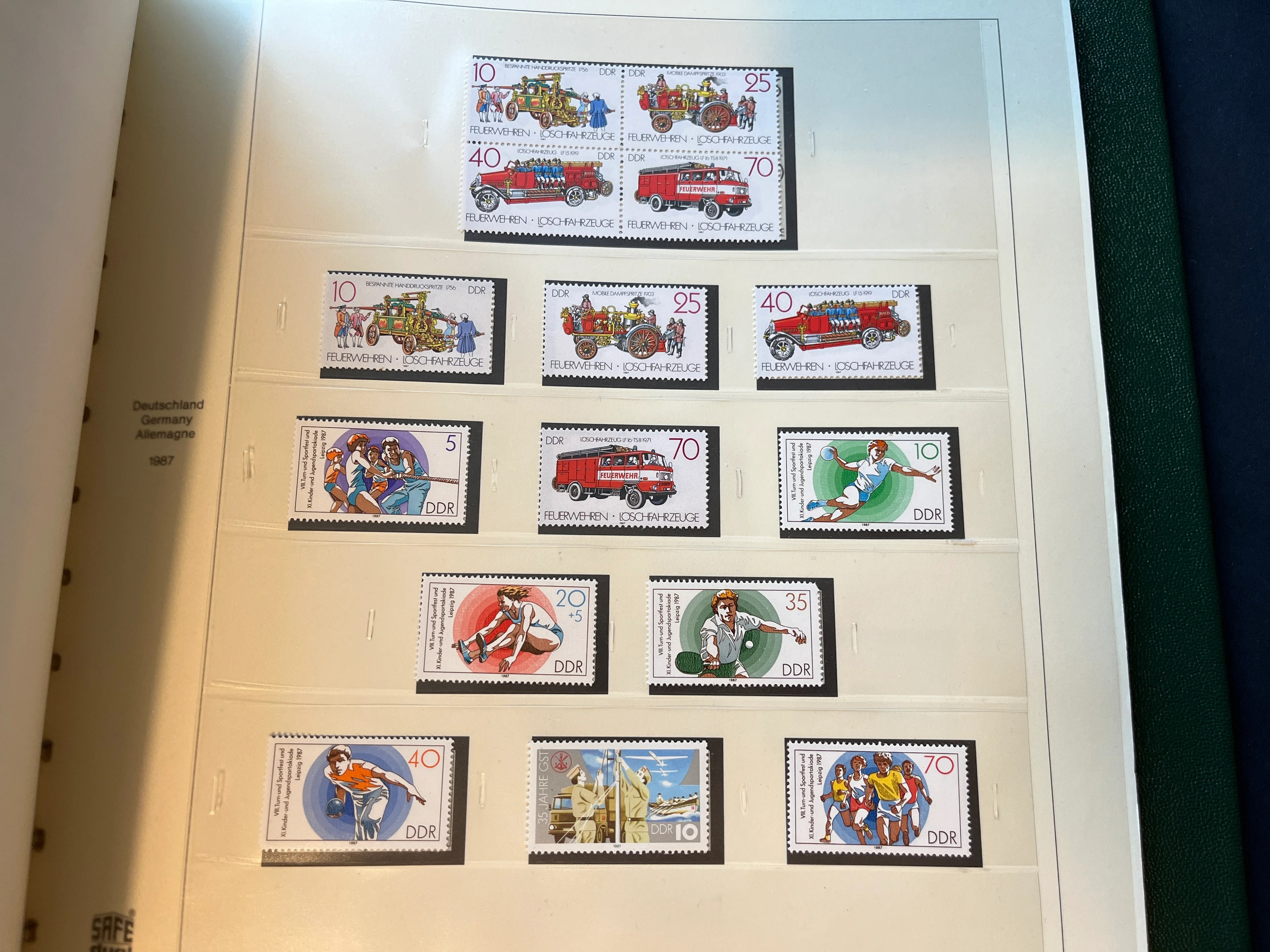 Briefmarken Vordruck-Album DDR 1985-1990 postfrisch 70% 0033