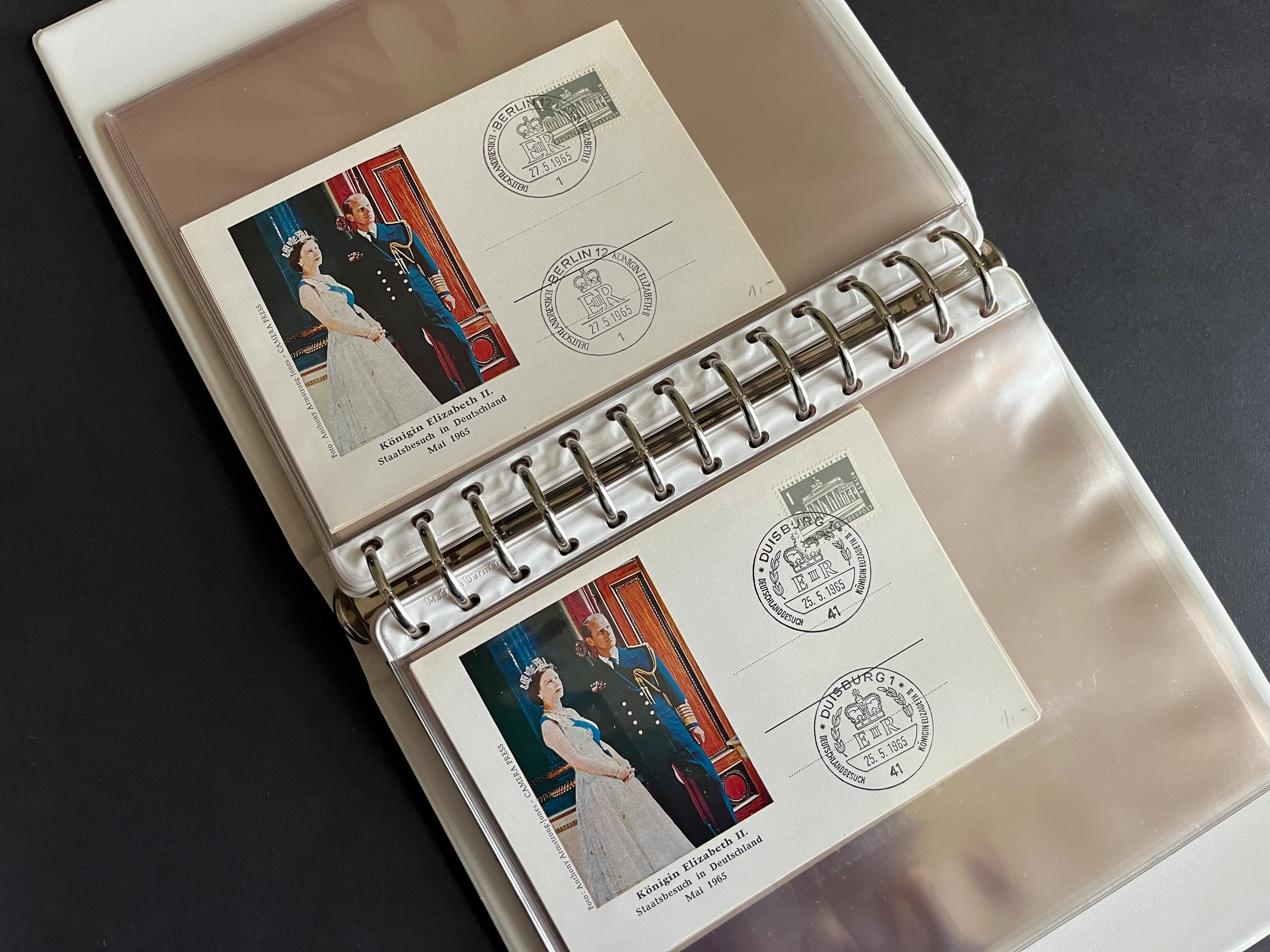 CP067 22 Postkarten "Berliner Stadtbilder" #140 Königin Elizabeth II 1965