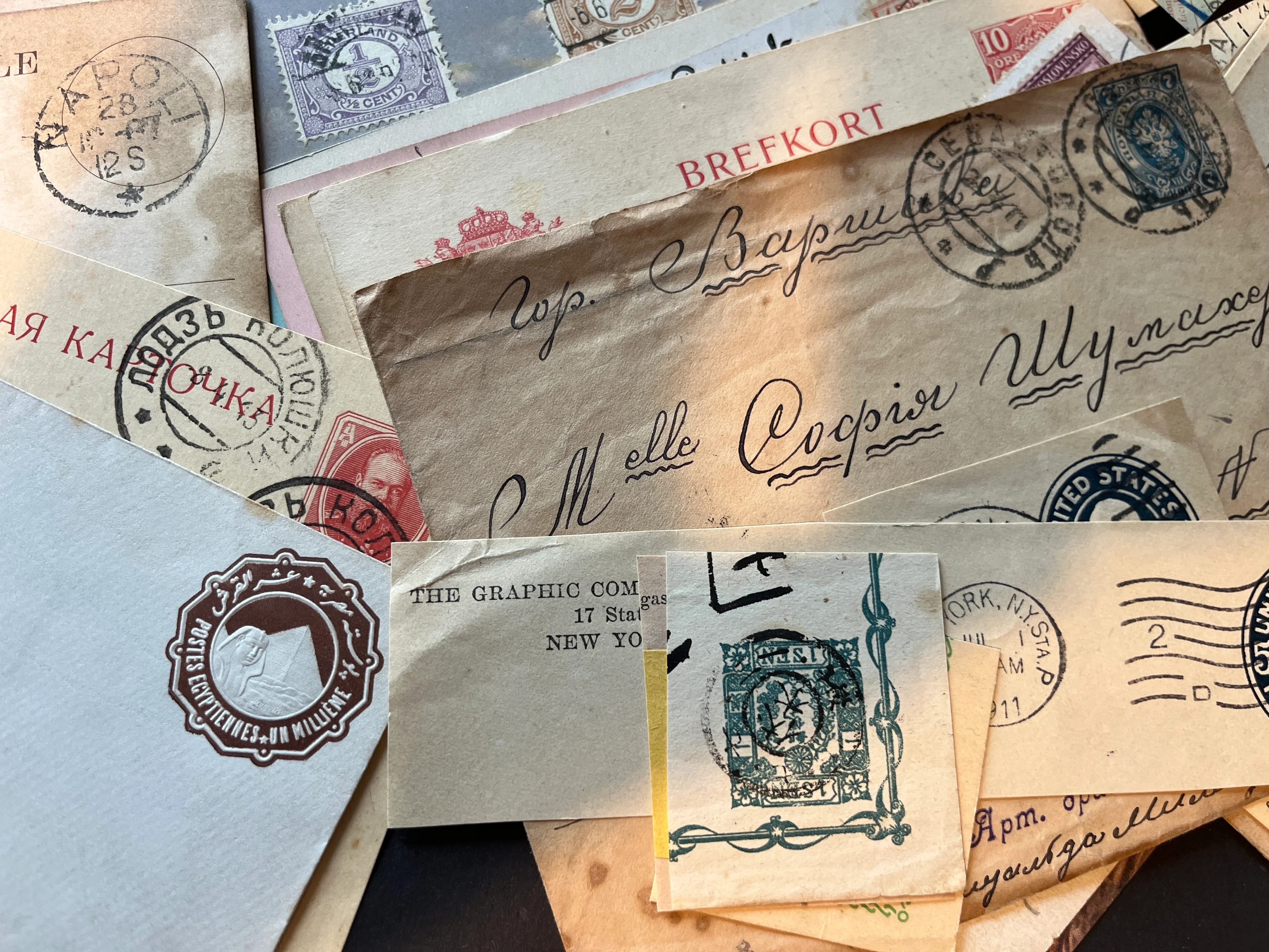Konvolut alter Briefe, Postkarten und Ganzsachen aus allen Ländern