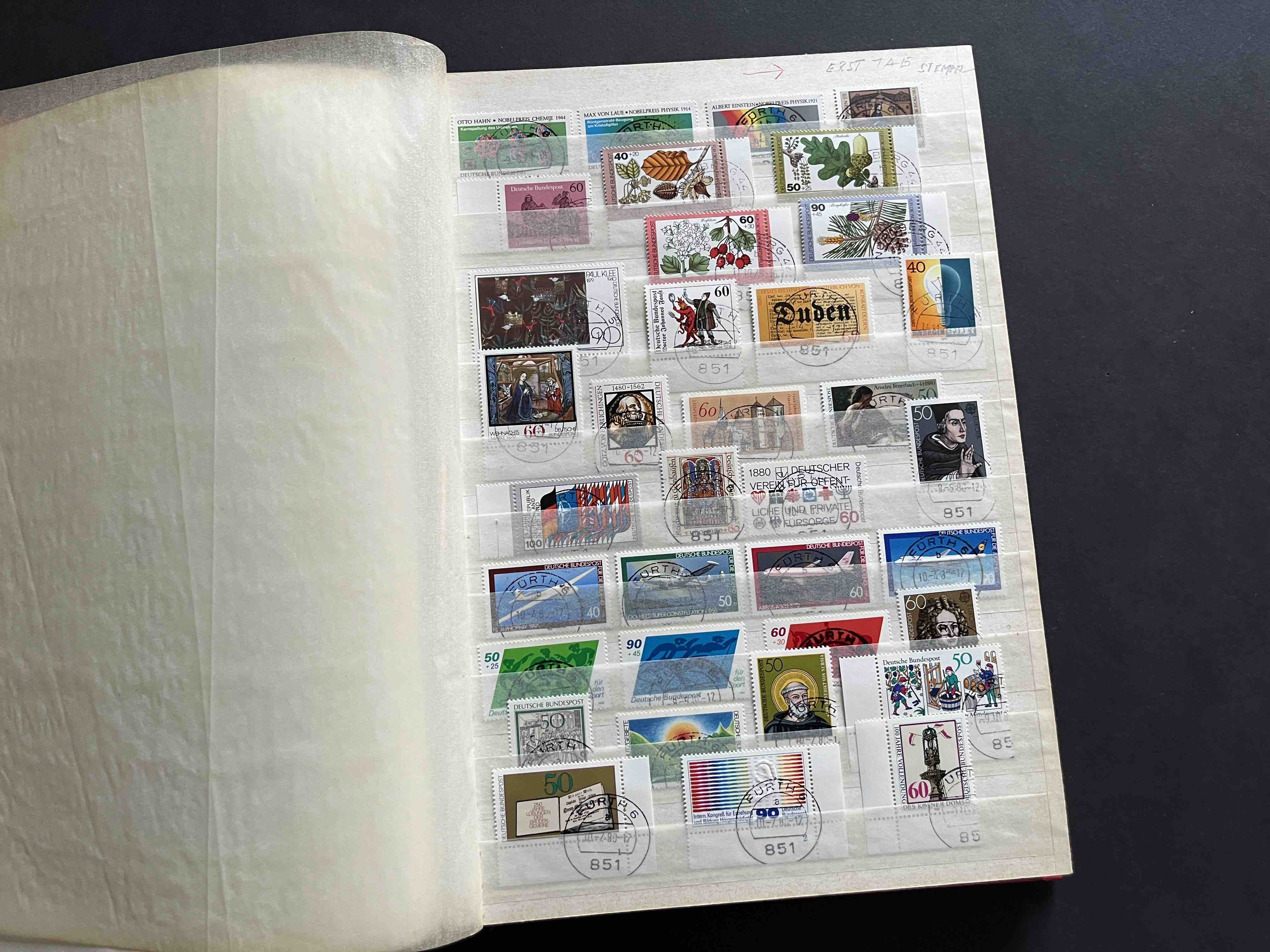 Briefmarken Album Bundesrepublik Deutschland  80er/90er postfrisch gestempelt 0026