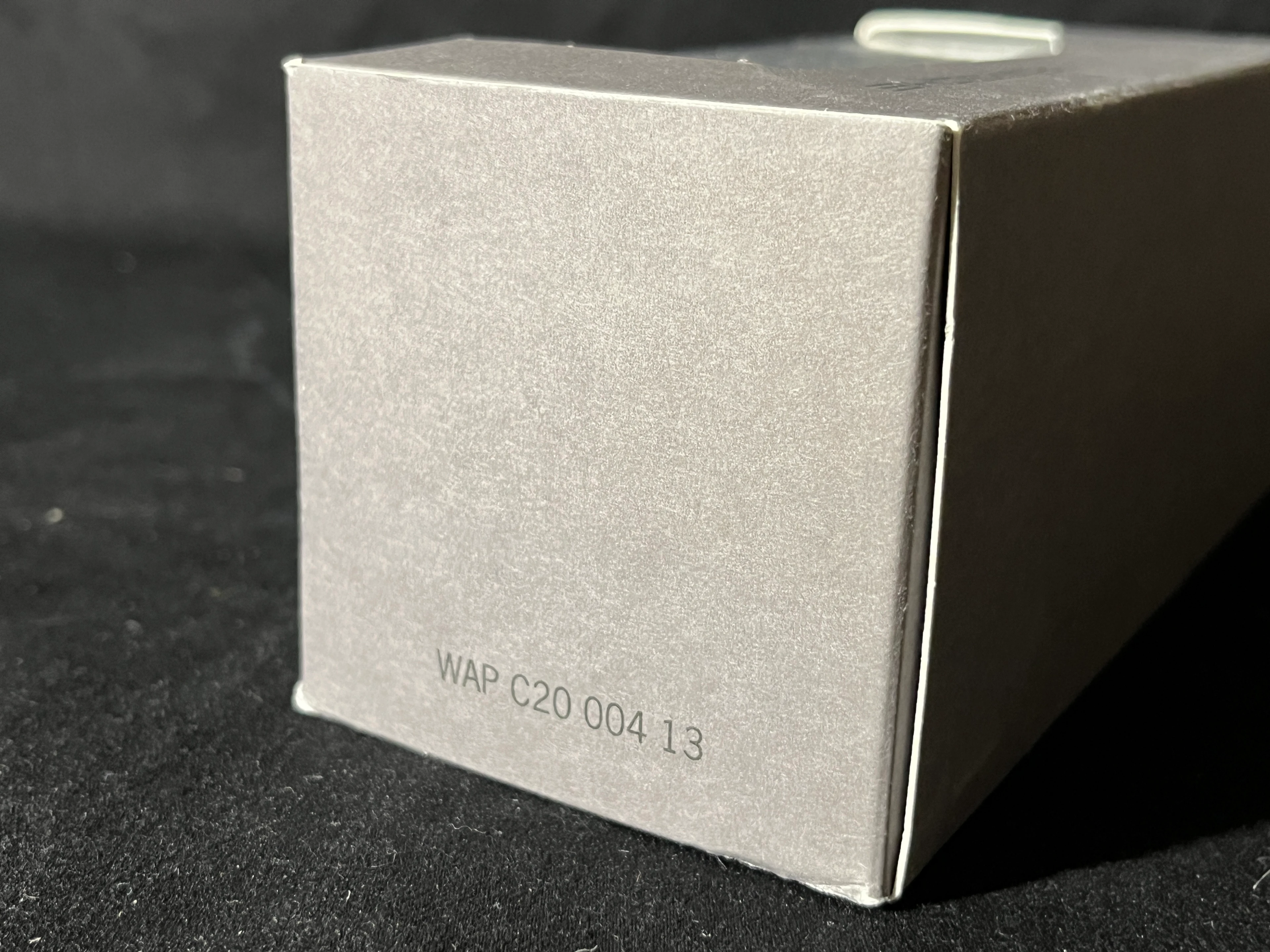 Porsche Cheyenne S Werbemodell der PORSCHE AG 1:43 blau in OVP