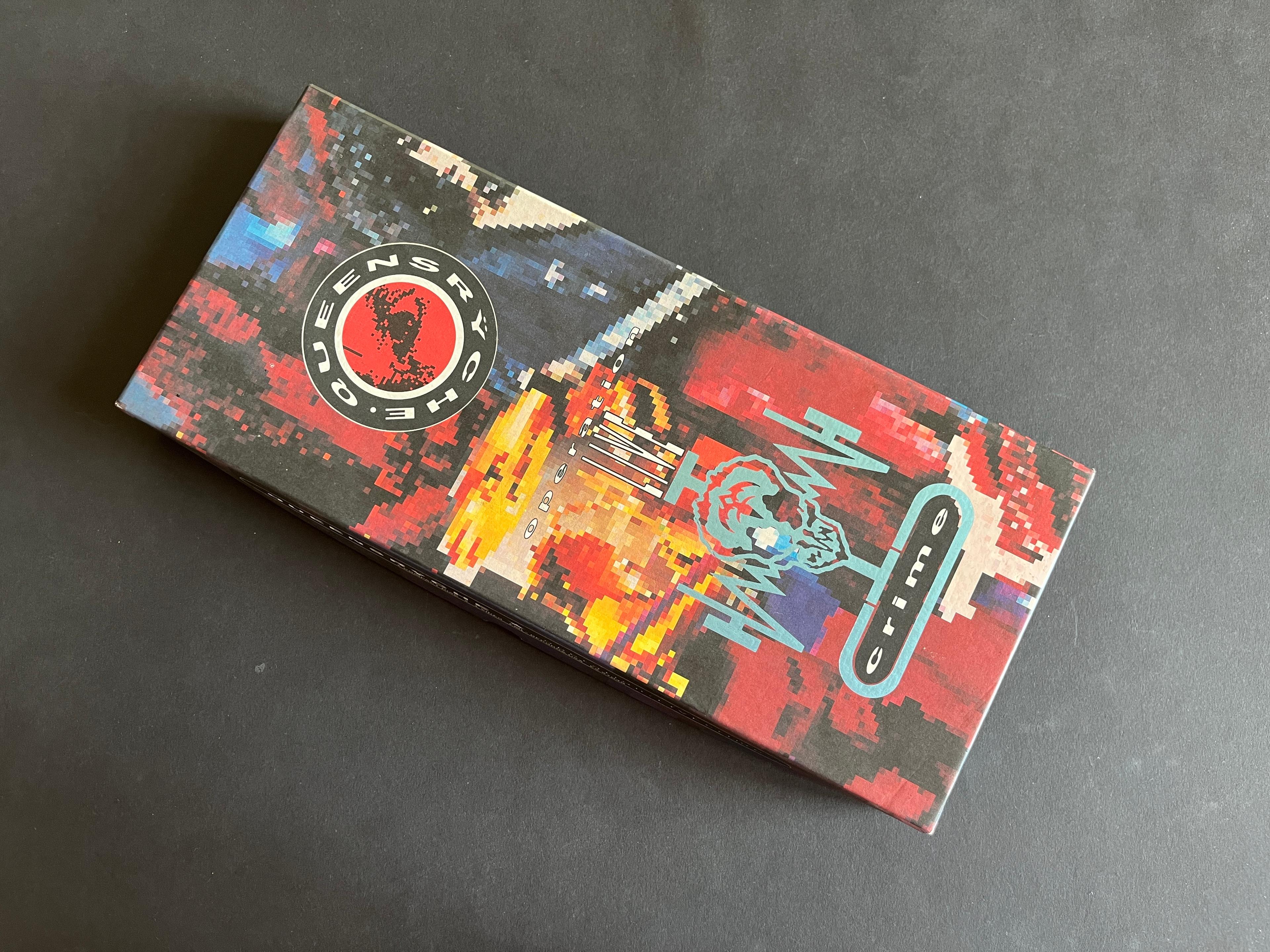VHS und CD Queensryche "Operation Mind Crime - LIVE"