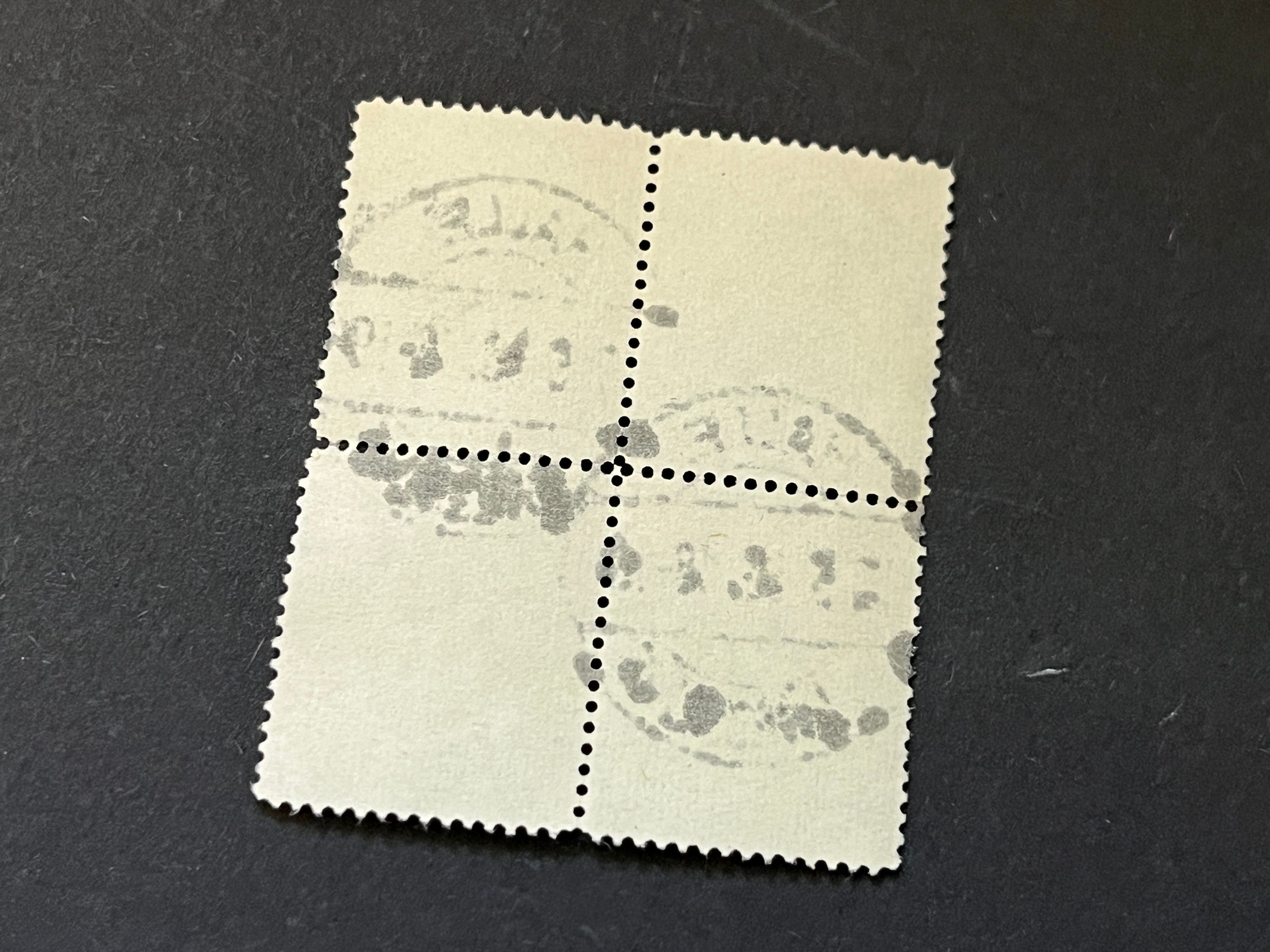 Alliierte Besetzung - britische Zone #13 Viererblock auf Papier "x" gestempelt
