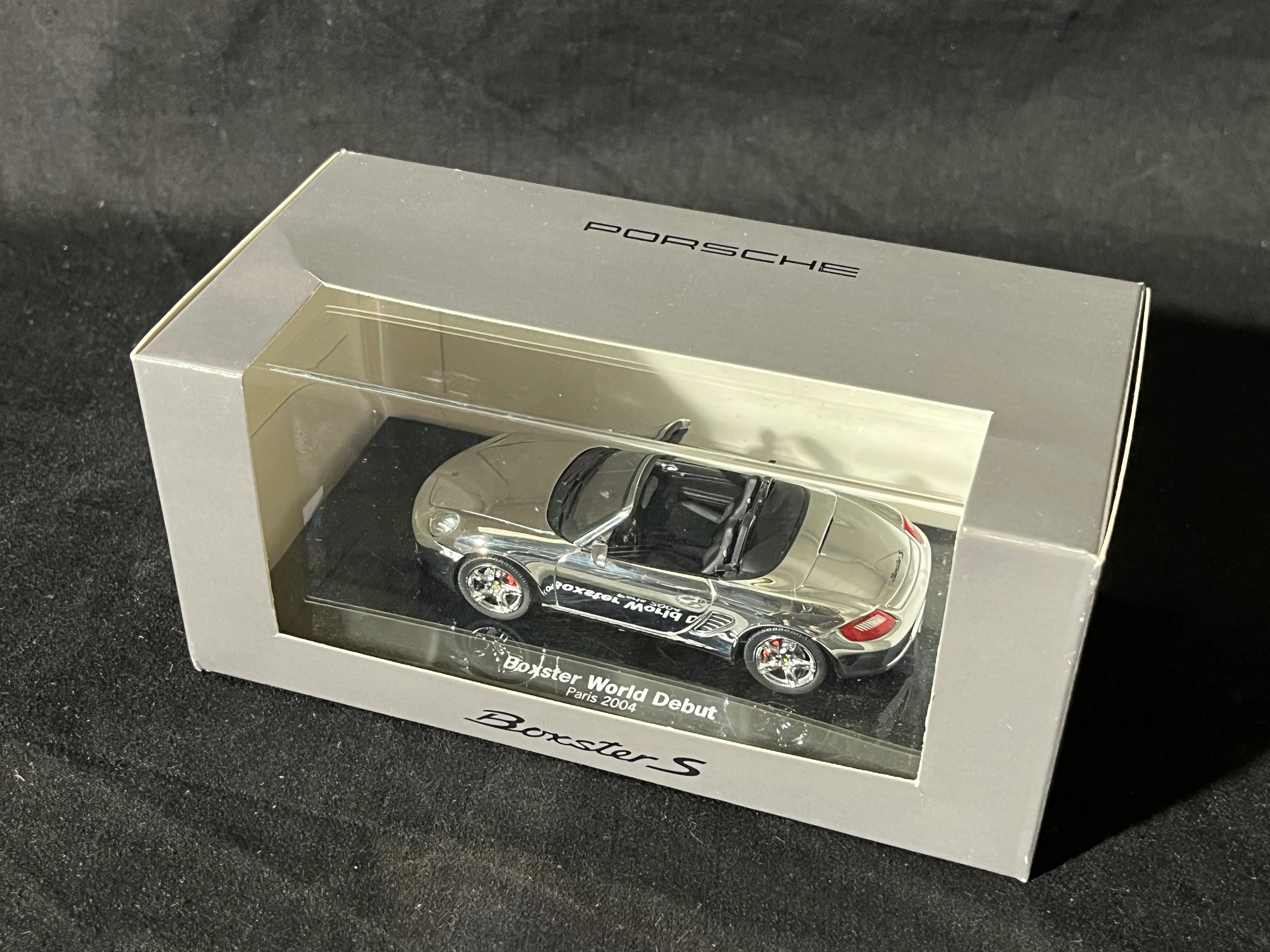 Porsche Boxter S Werbemodell der PORSCHE AG 1:43 chrom in OVP