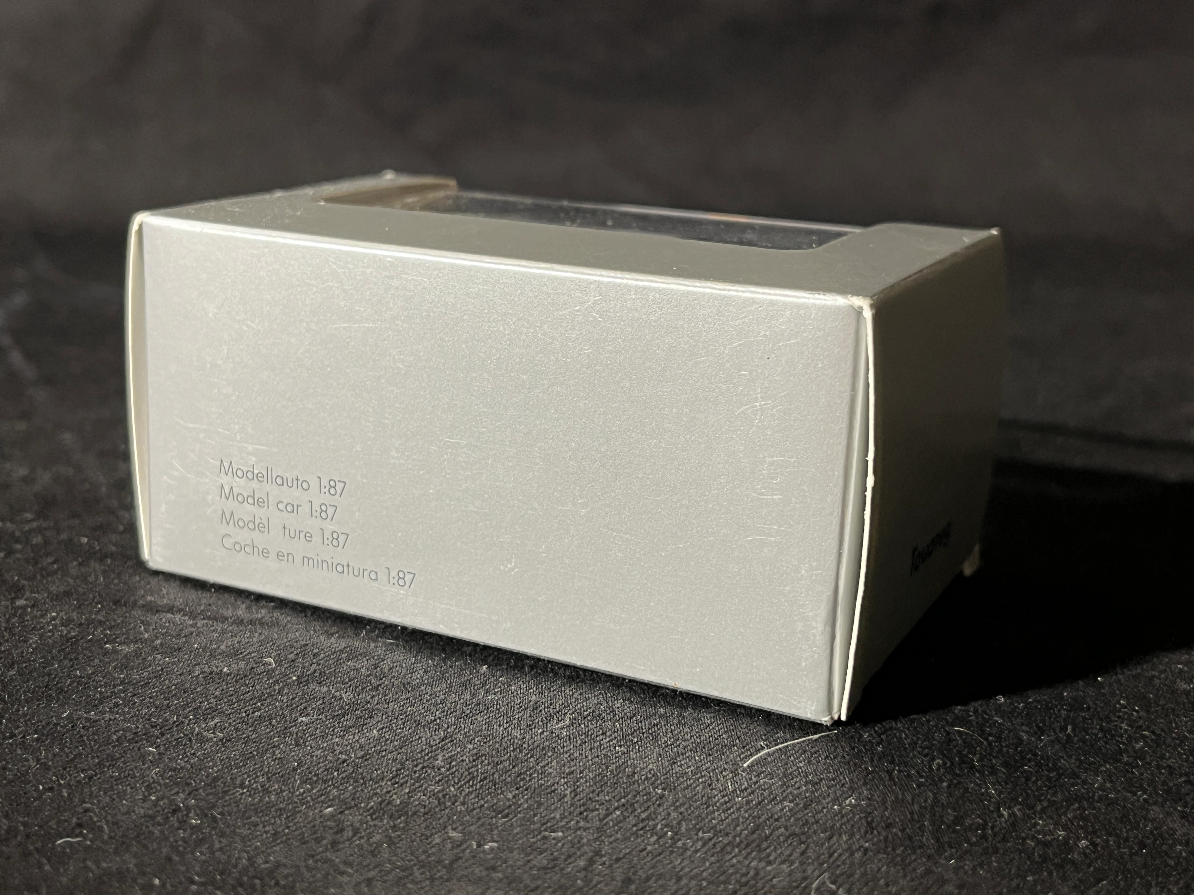 VW Touareg Werbemodell der VOLKSWAGEN AG 1:43 silber in OVP