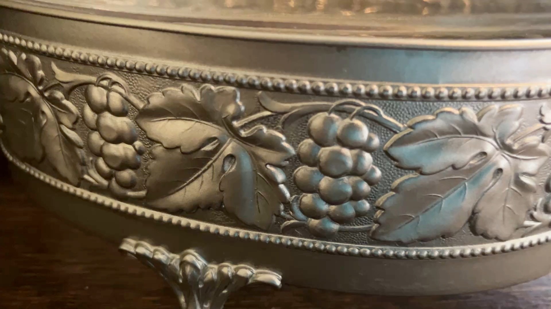 Obstschale Jugendstil "Trauben und Blätter" ca. 1920er Jahre