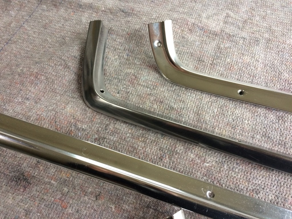 FORD Thunderbird 1965-66 Satz Zierleisten OEM