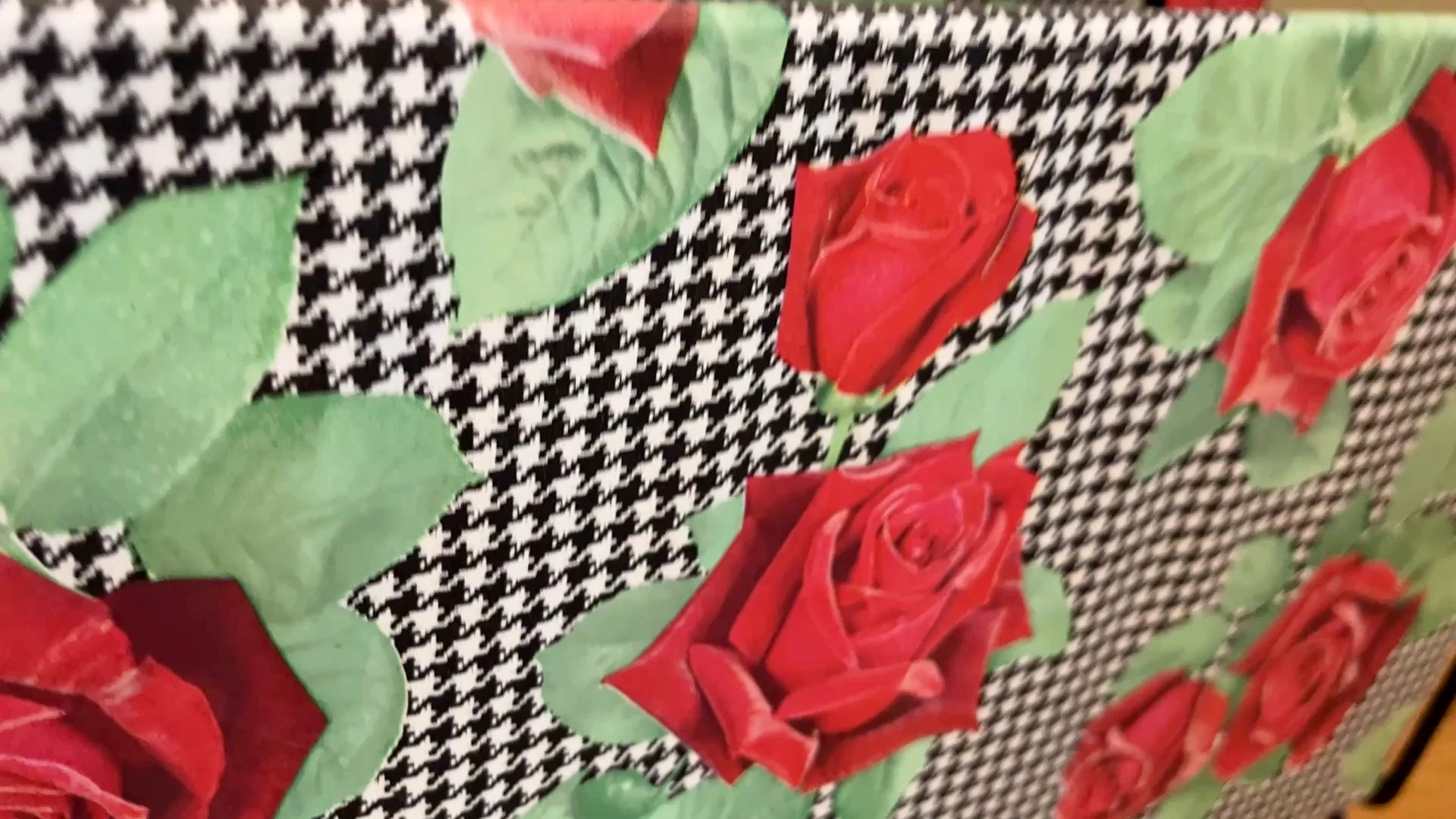 Zeitungsständer mit Rosenmotiv 50er Jahre