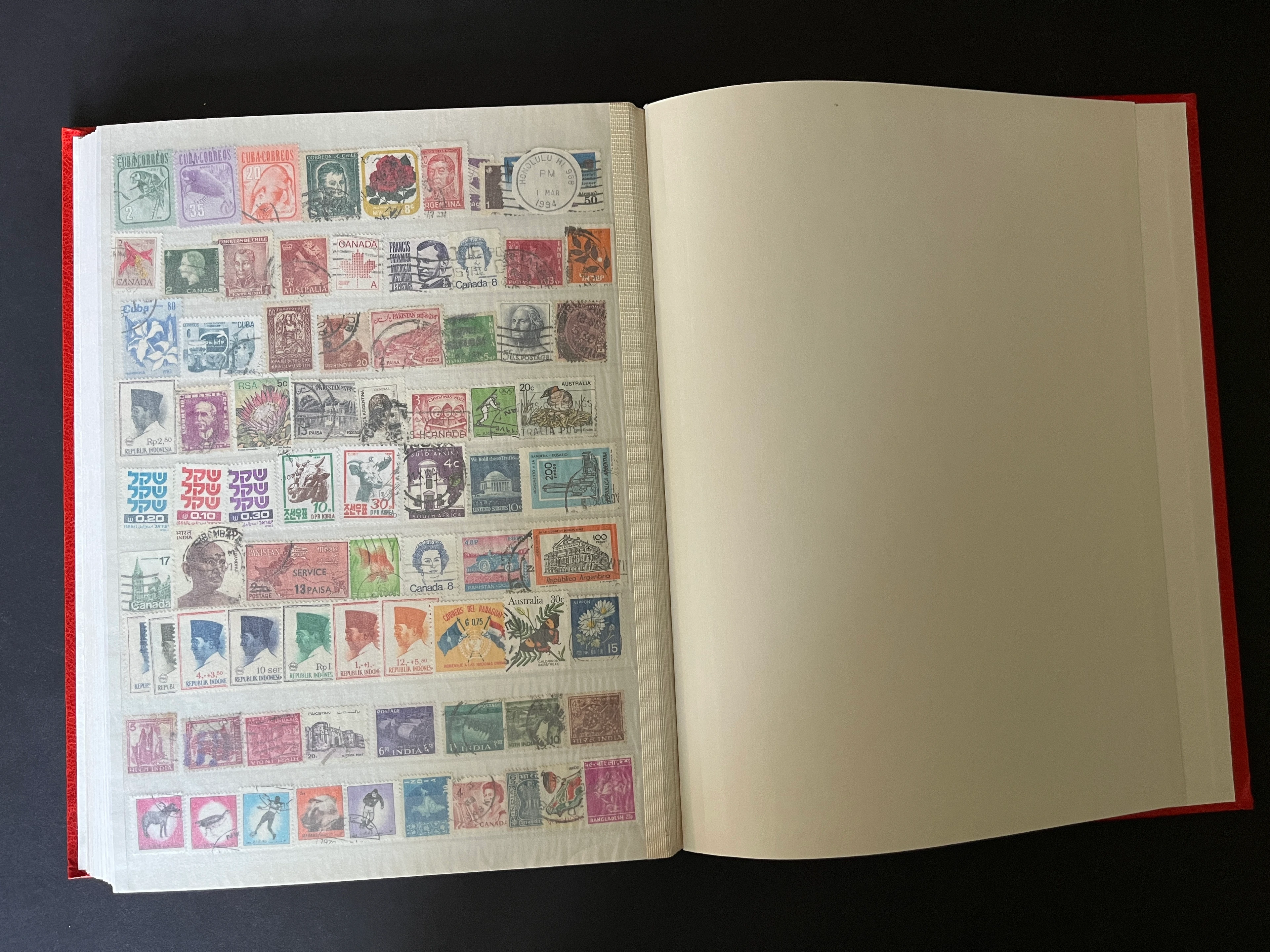 Briefmarken Album Alle Welt gemischt 0030