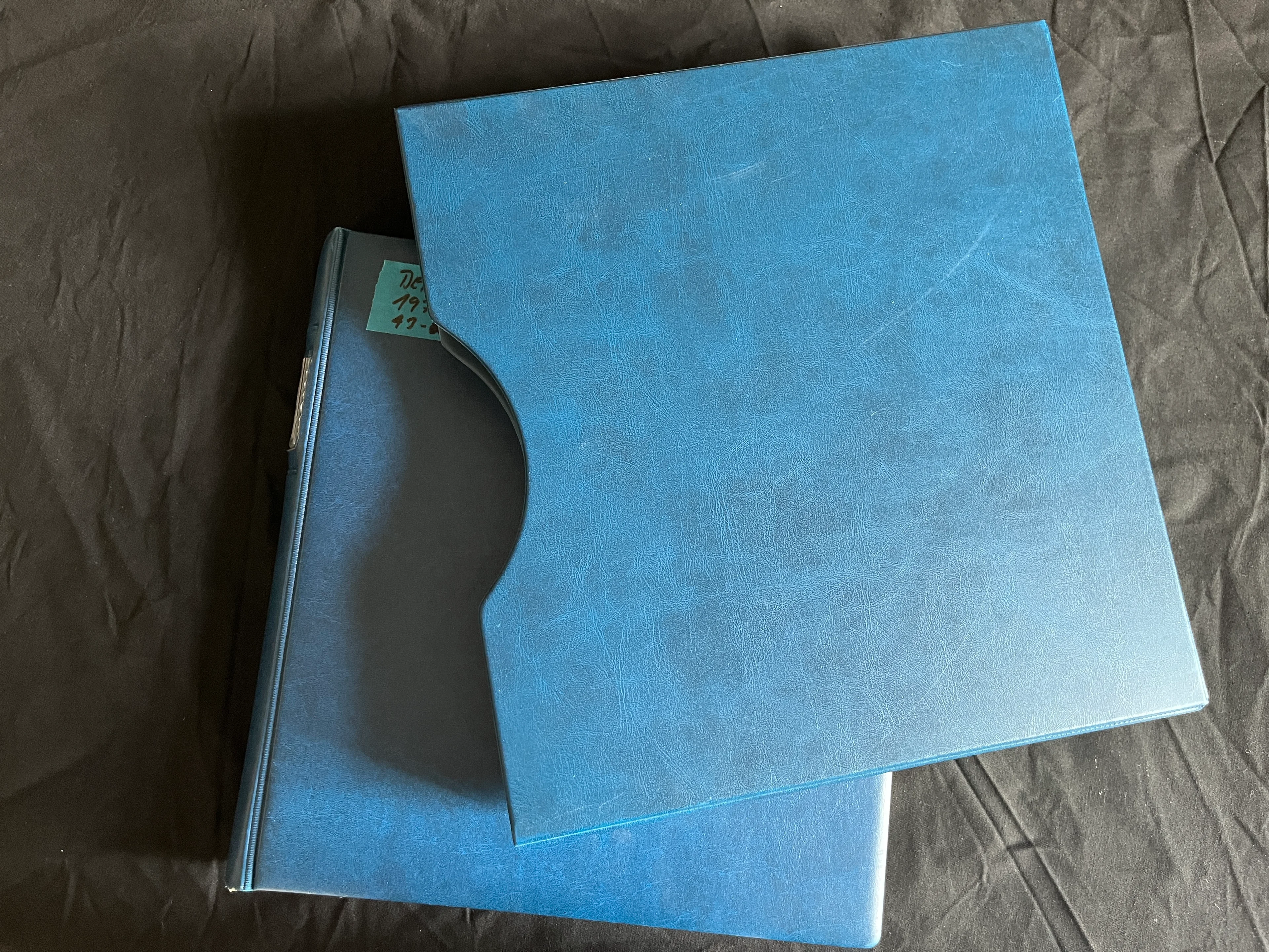 Briefmarken Album BERLIN (West) 1948-1974 postfrisch und gestempelt 0013