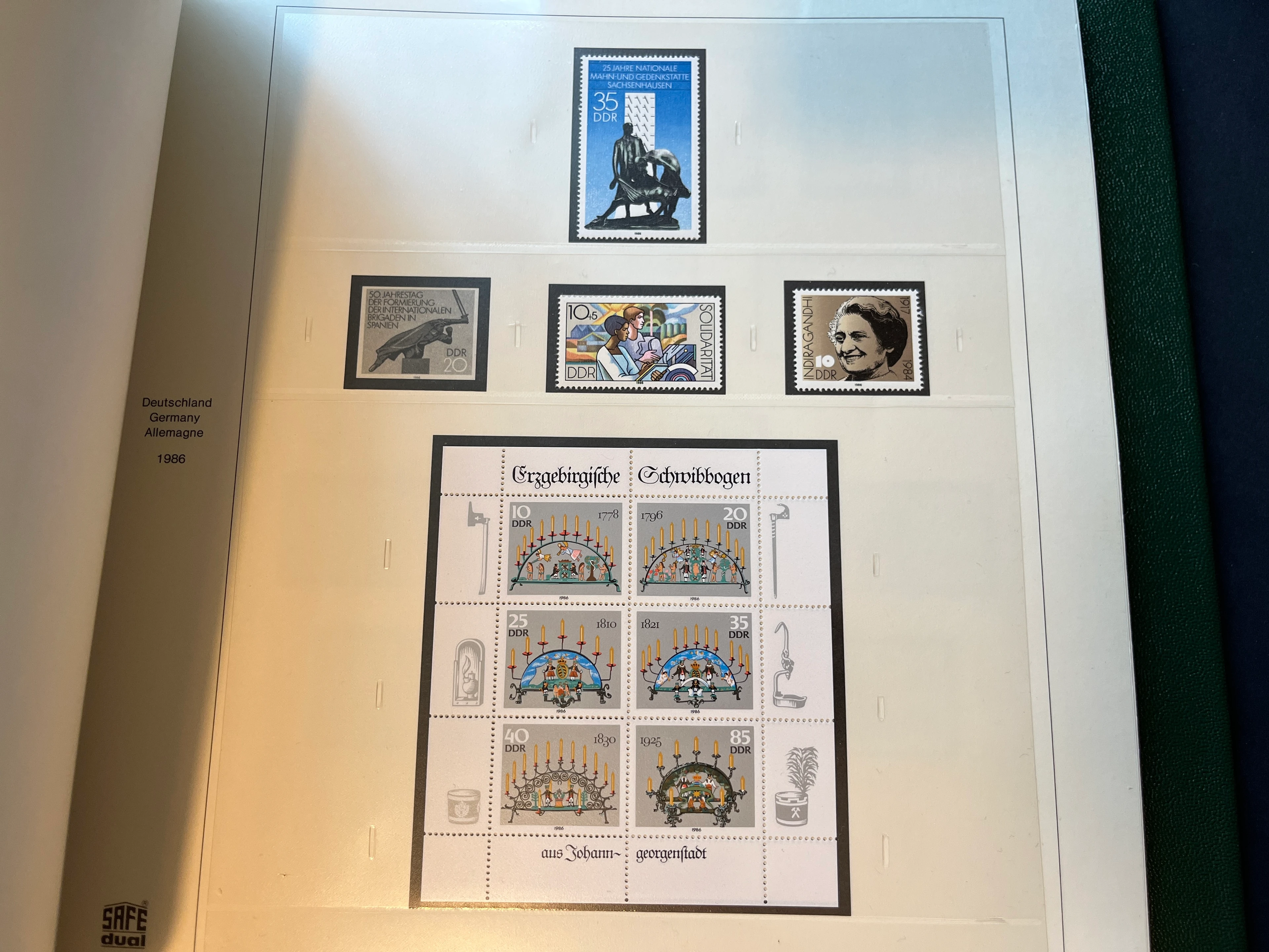 Briefmarken Vordruck-Album DDR 1985-1990 postfrisch 70% 0033