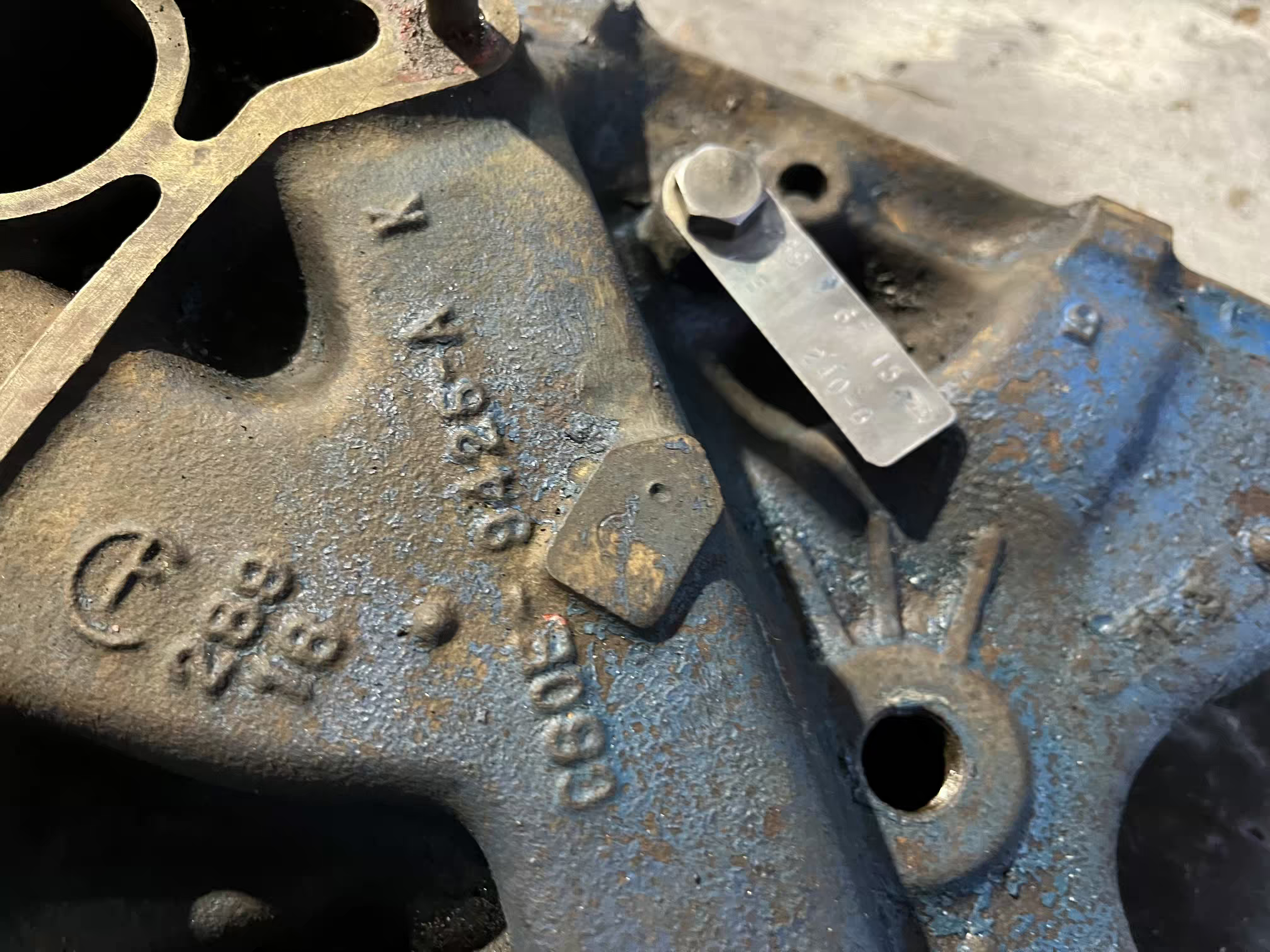 FORD Mustang 1966 Intake Manifold Ansaugspinne 1967/2V OEM inkl. Tag