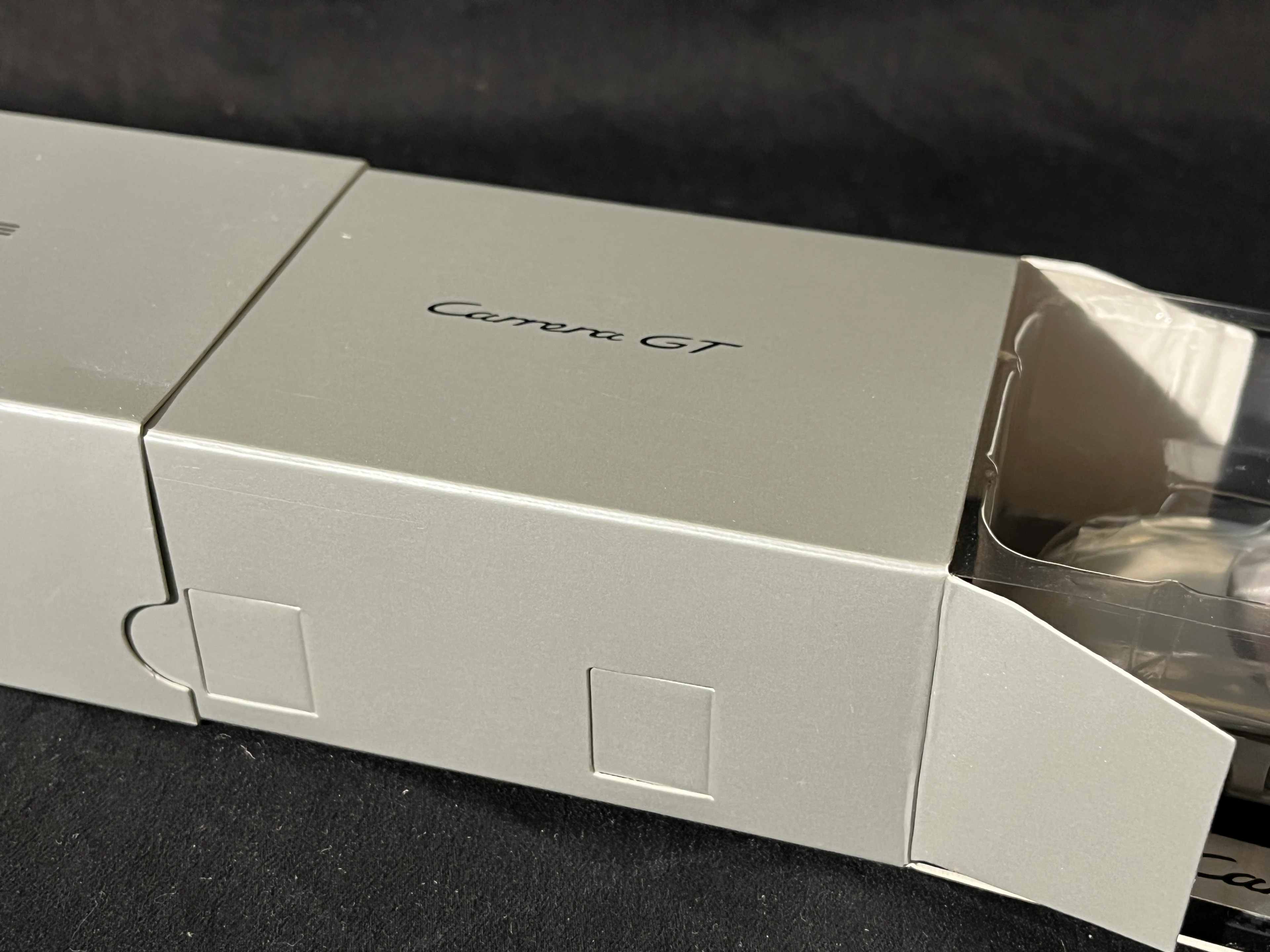 Porsche Carrera GT Werbemodell der PORSCHE AG 1:43 chrom in OVP