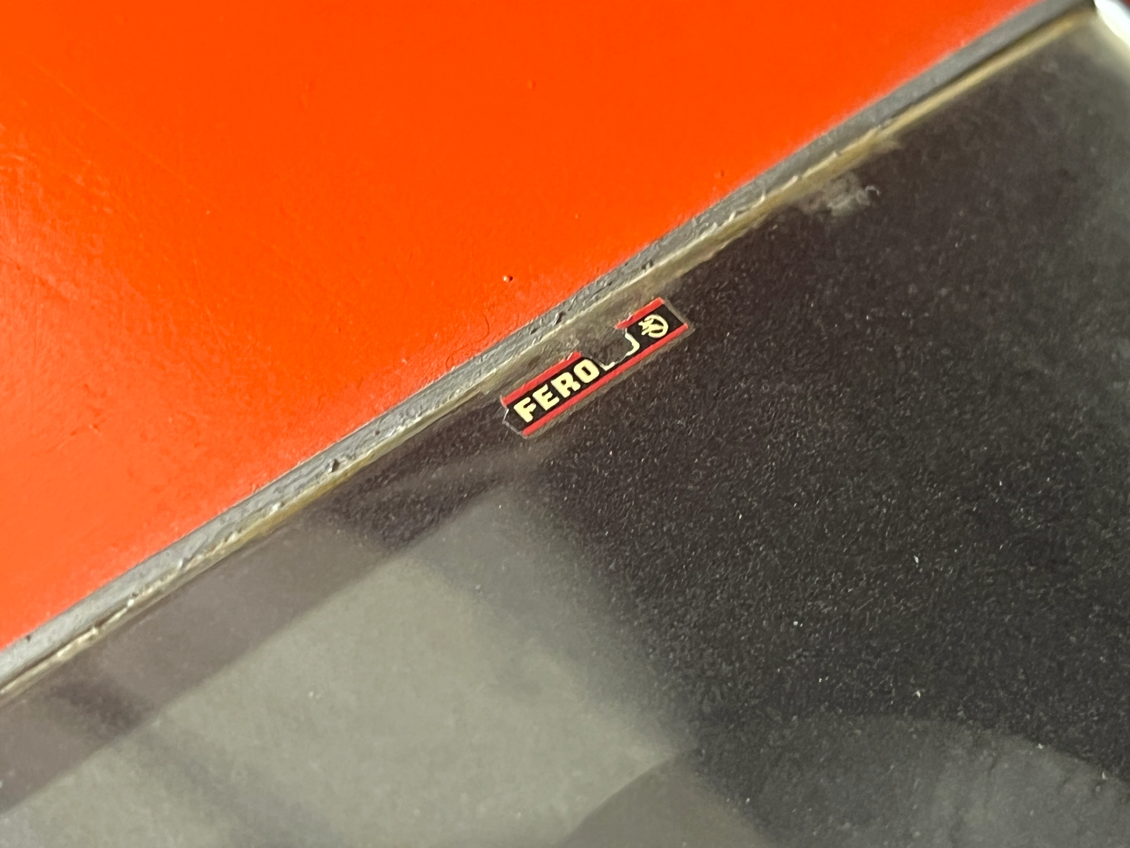 DK003 FORD Mustang REVELL 1:12 orange "Scheunenfund" mit Patina