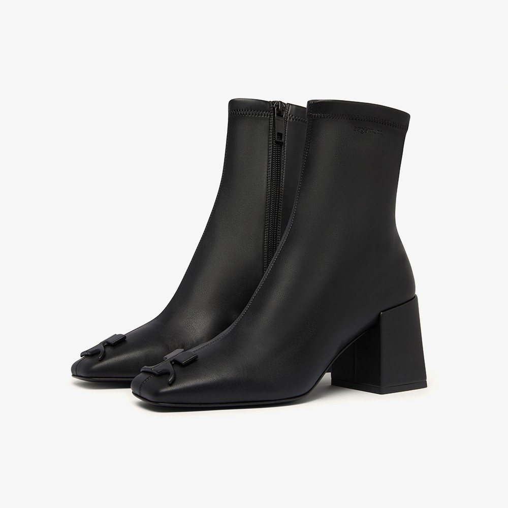 Reedition Heritage Vegan Nappa Ankle Boots 'Black'