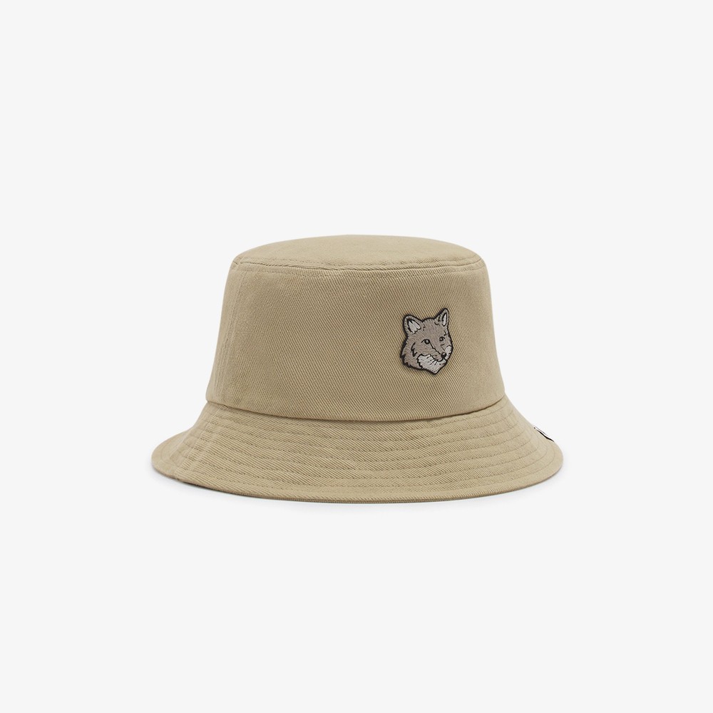 Bold Fox Head Bucket Hat