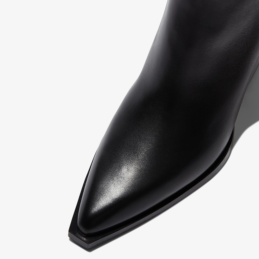 Kara Calf Leather 'Black'