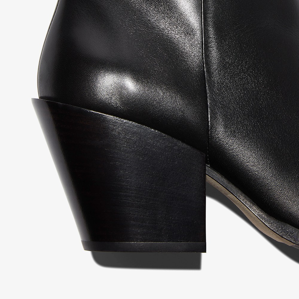 Kara Calf Leather 'Black'