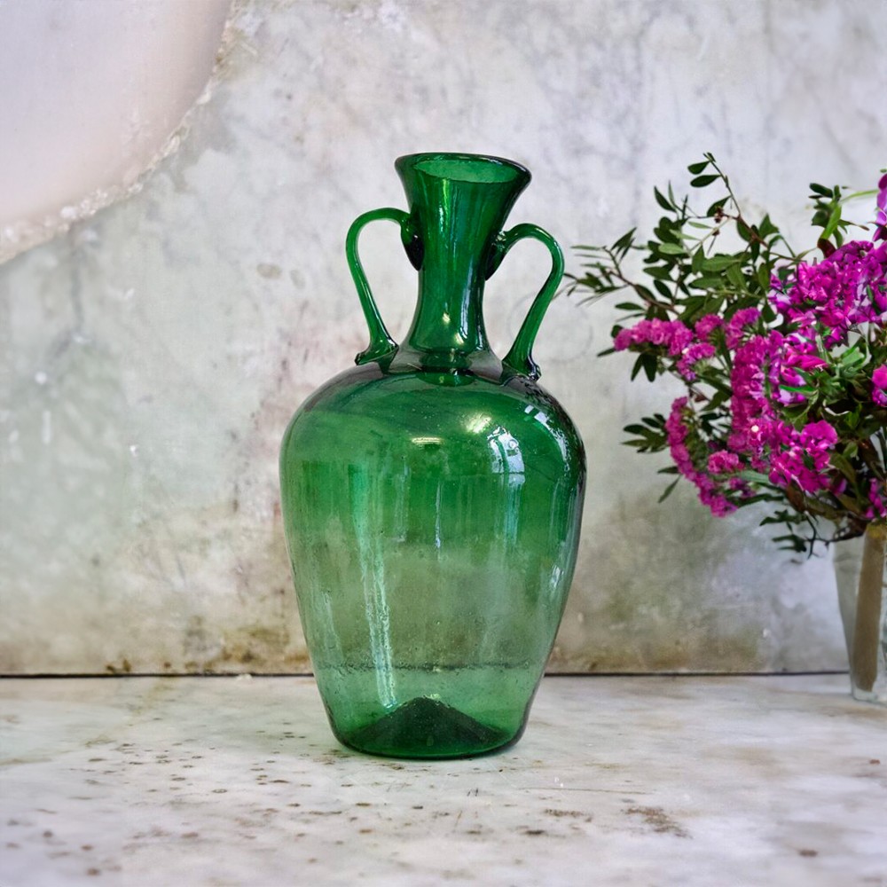 Amphora Emerald