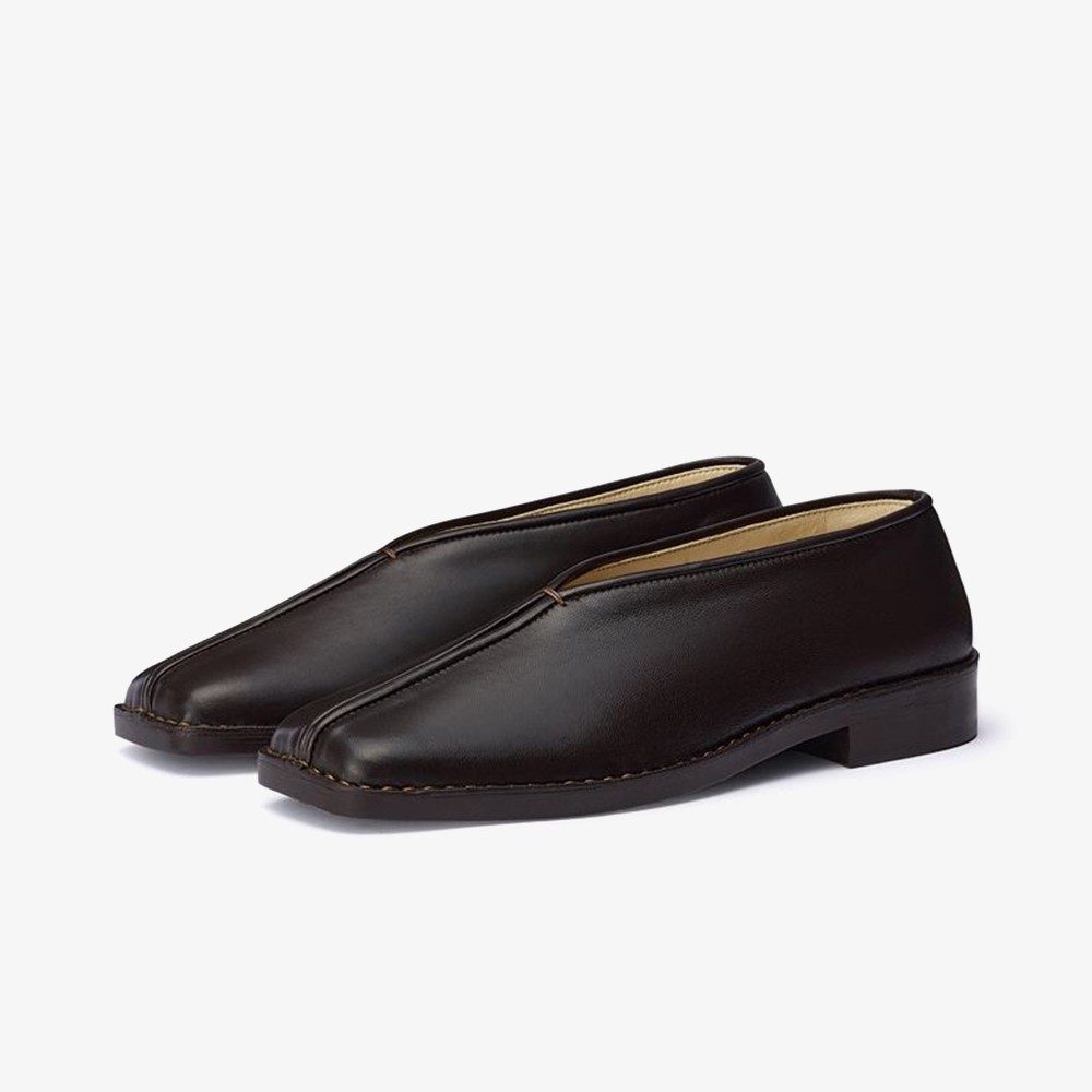 Flat Piped Slippers 'Black'