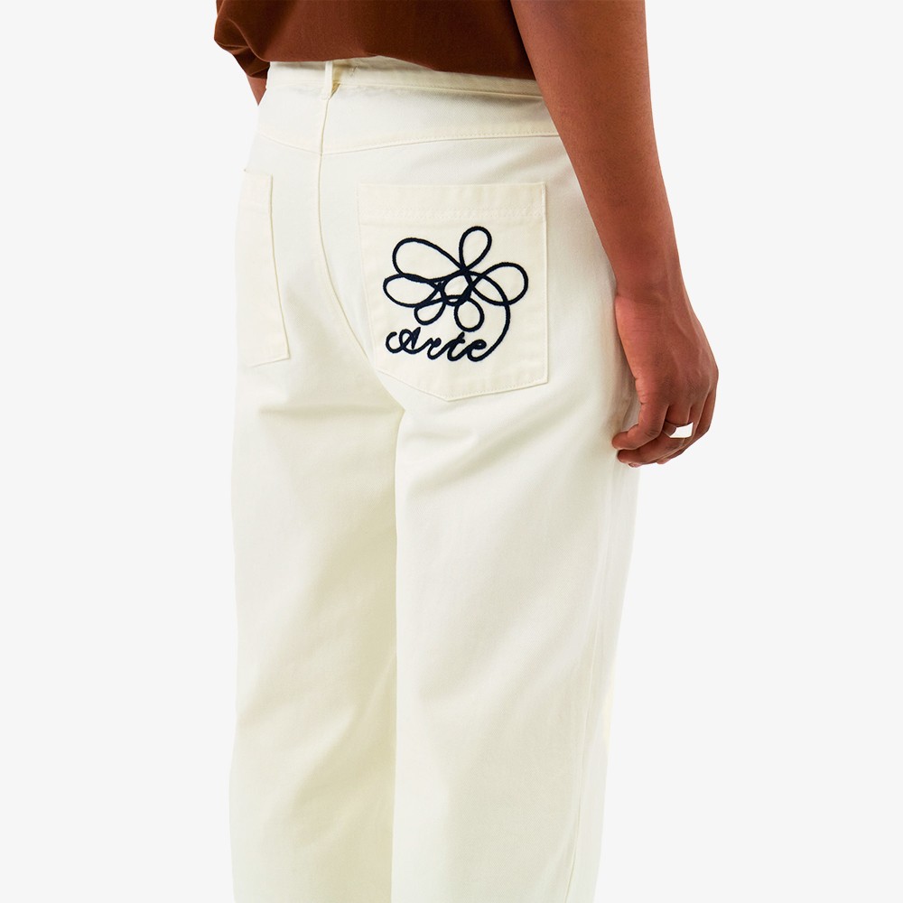 Embroidery Pocket Pants 'Cream'