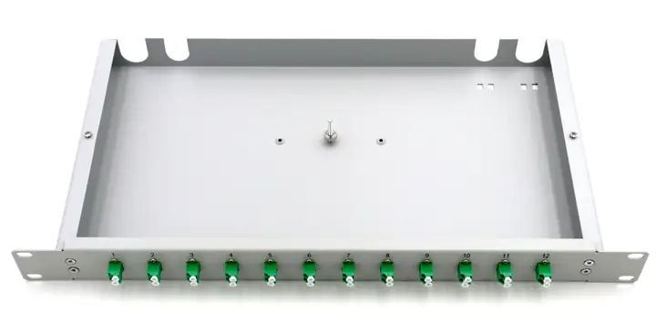 19-Zoll-OS2-Spleißbox mit zwölf grünen LC-Duplex-APC-Kupplungen