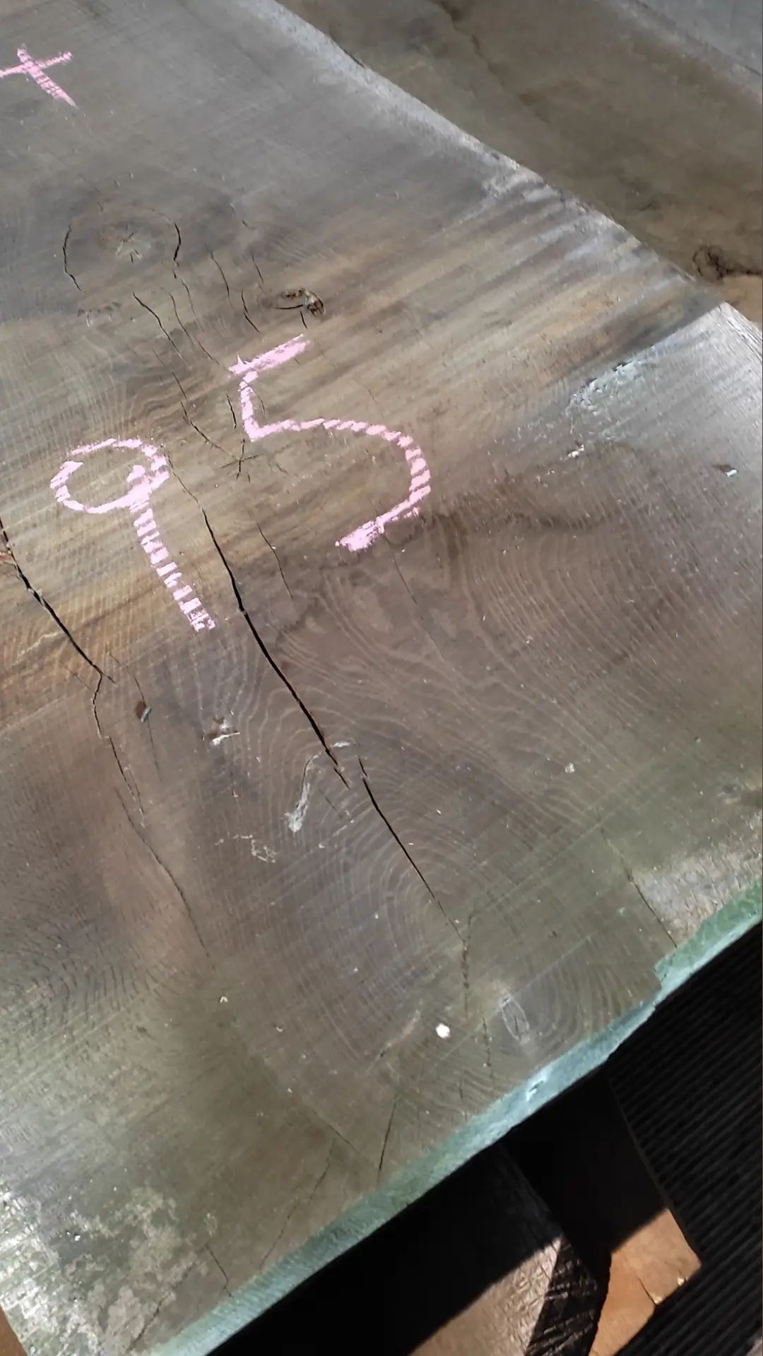 Tischplattenrohling Esstisch ca.0,95-0,75m L=3,4m d=9cm Eichenholz aus Bad Leonfelden
