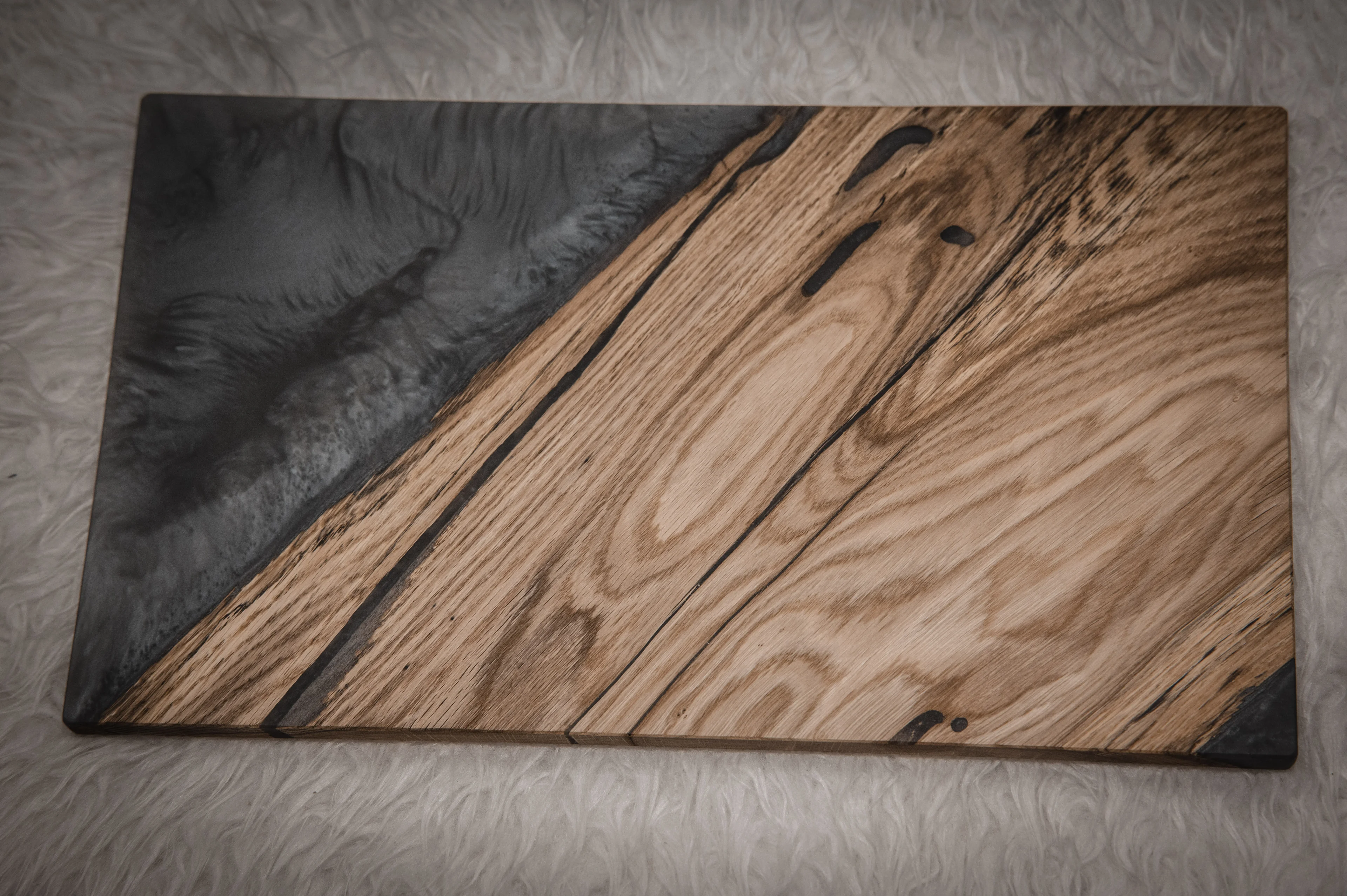Servierbrett Epoxidharz Eiche grau