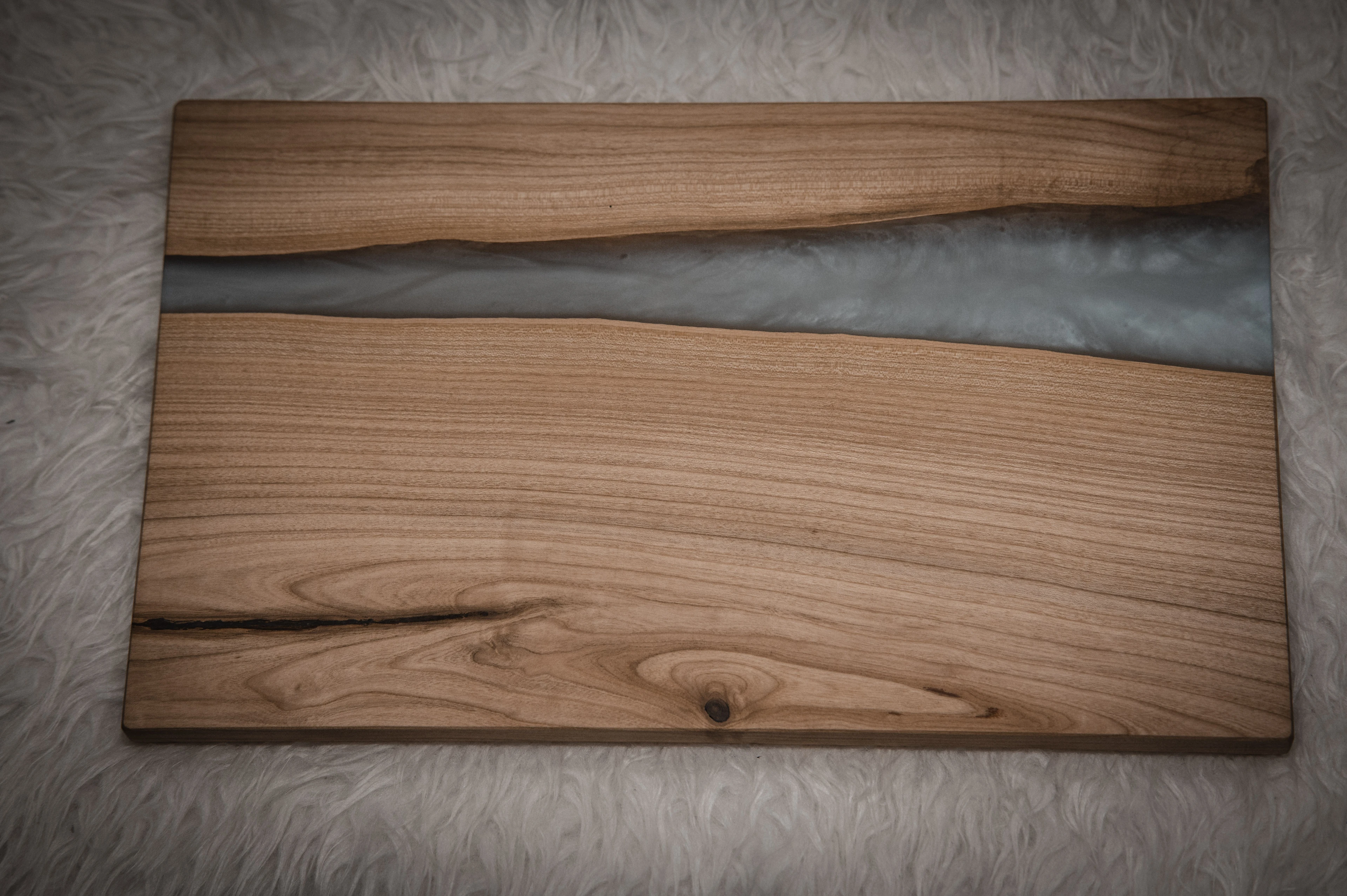 Servierbrett Epoxidharz Kirsche Blau