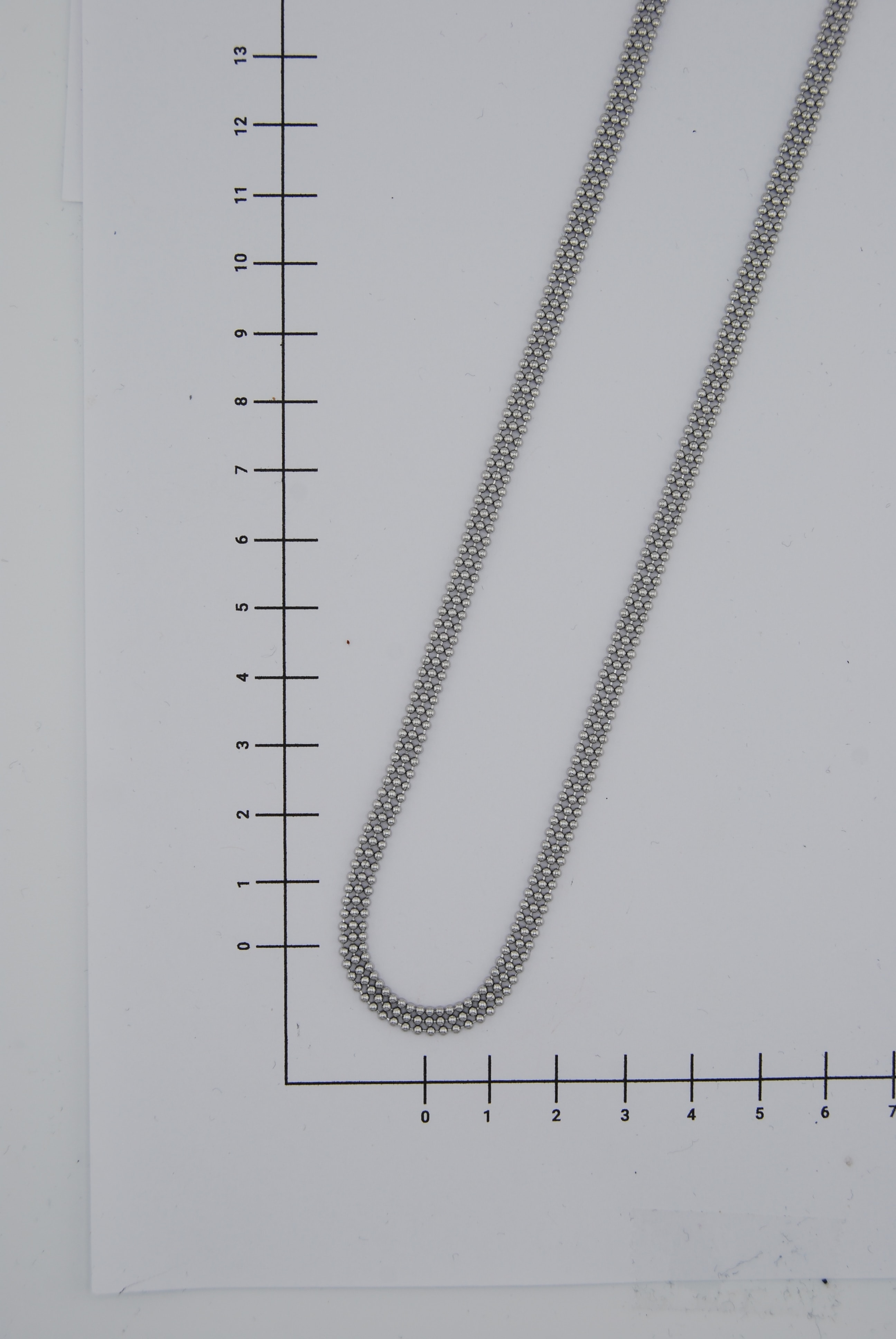 Dreilagige Halskette Mit Kugeln