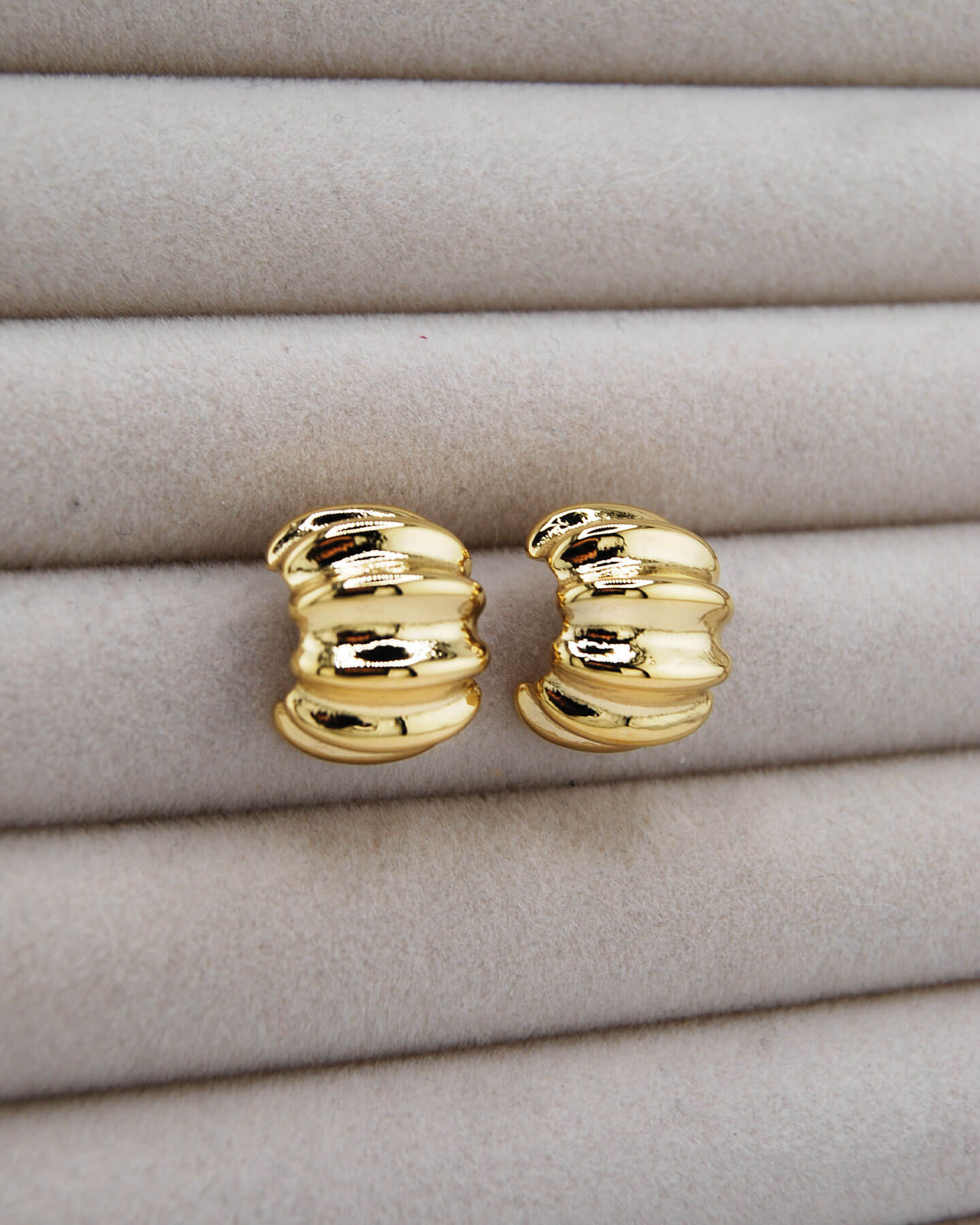 Kleine Elegante Ohrringe Gold
