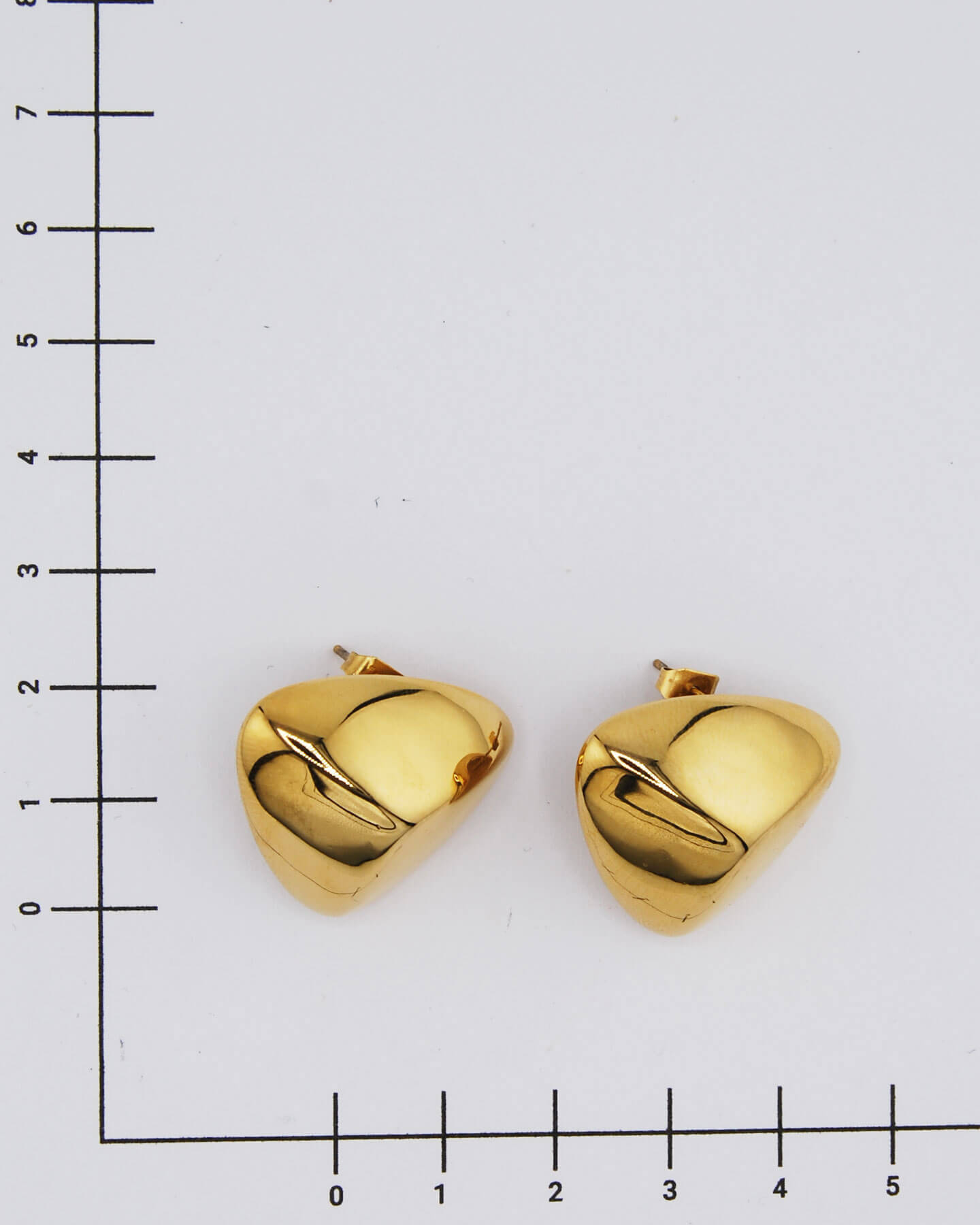 Dome Dreieck Ohrstecker Gold