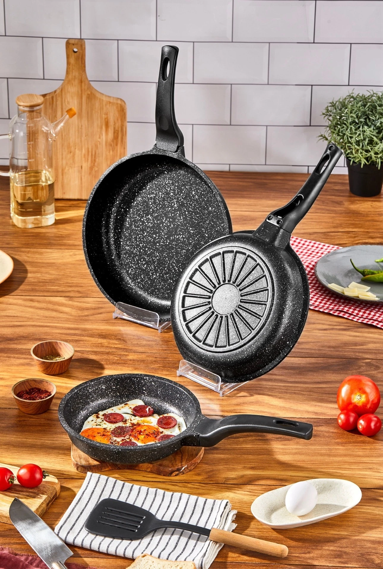 CAZORIA Set mit 3 Pfannen (20-24-28 cm) - Schwarz