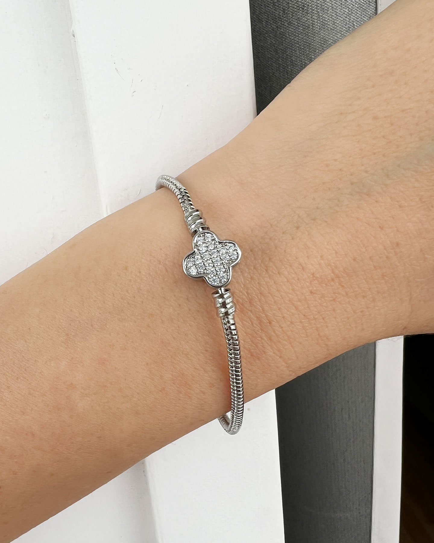 Glücksklee Silbernes Edelstahl-Kettenarmband