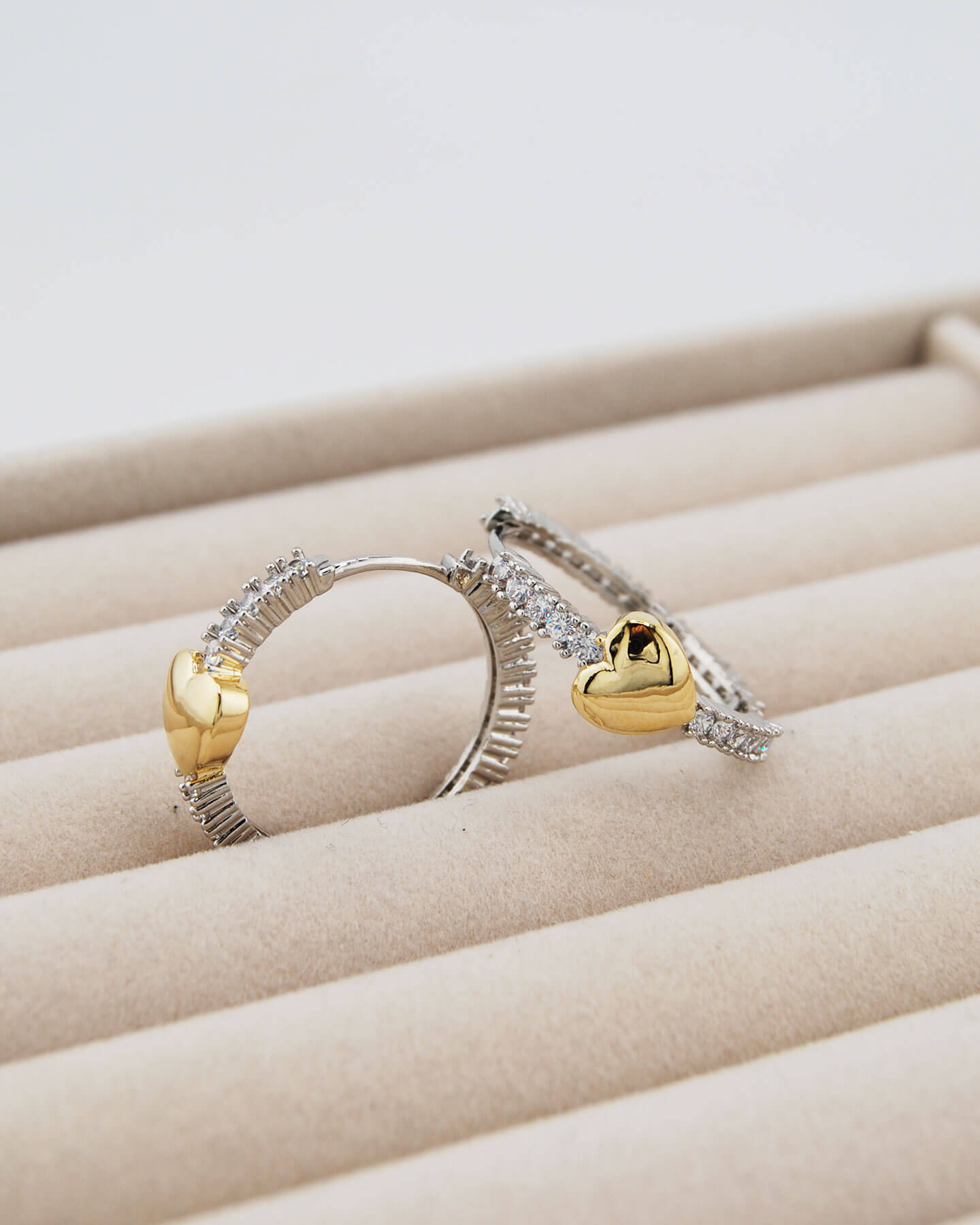Diamond Creolen mit Herz Details