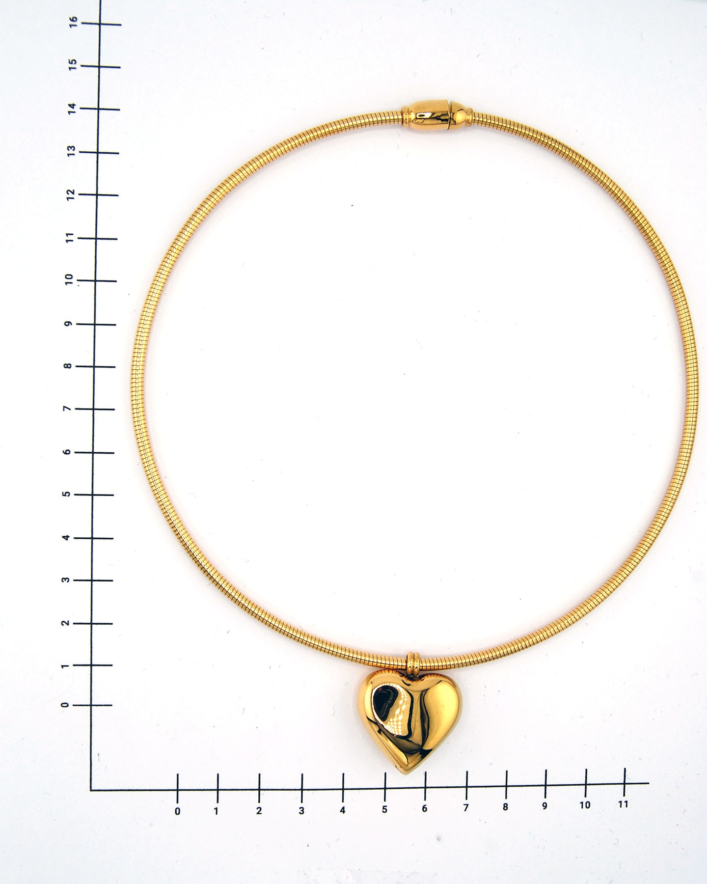Choker Halskette mit großem Herzanhänger