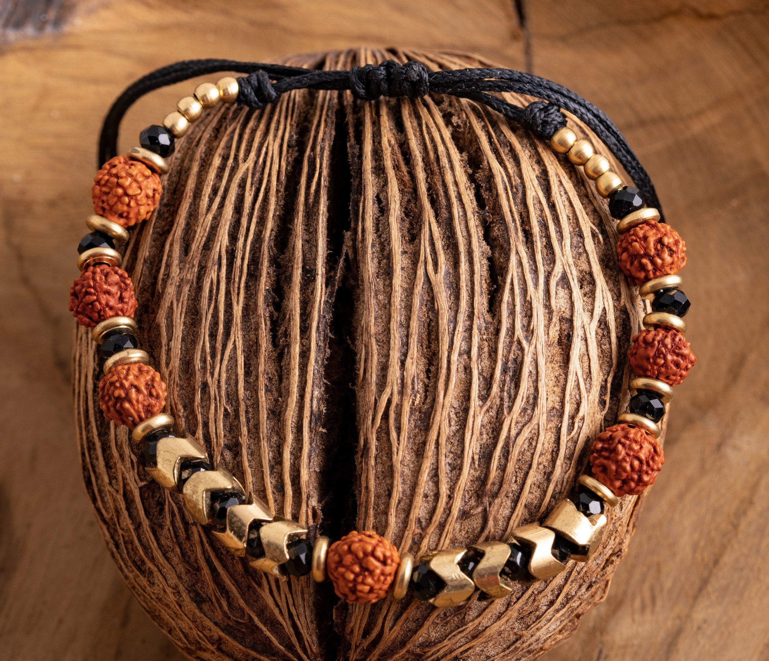 Armband mit Rudraksha "Amba"