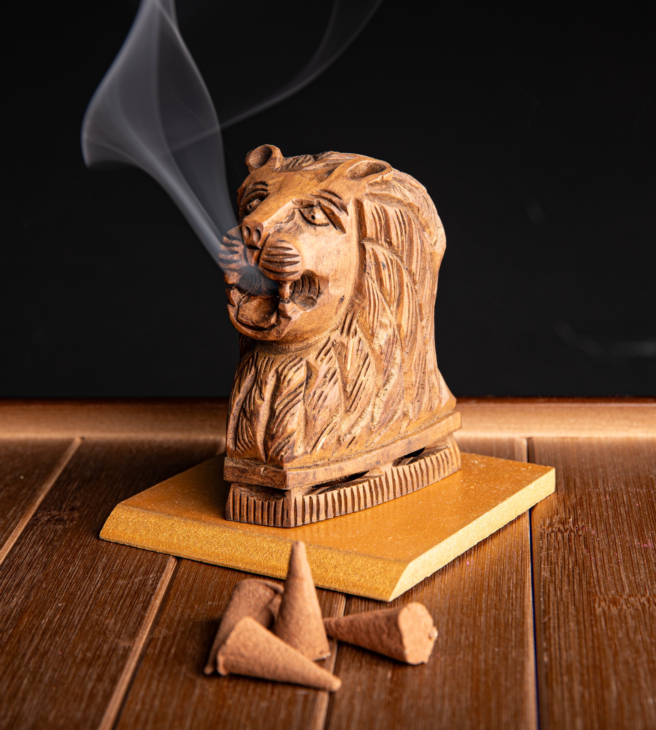 Kegelhalter Löwe Cedarwood
