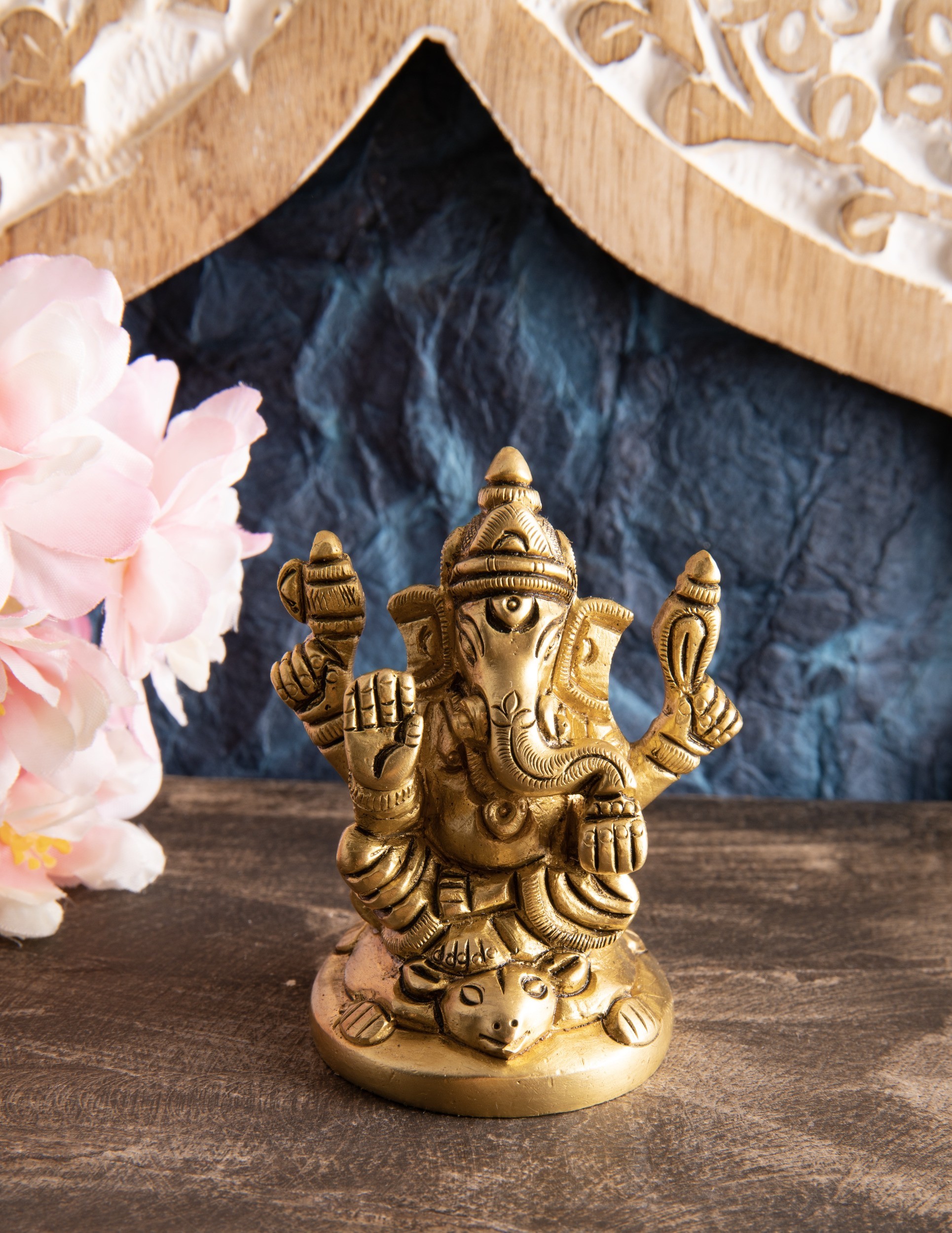 Ganesh mit Maus Messing in Gold matt finish