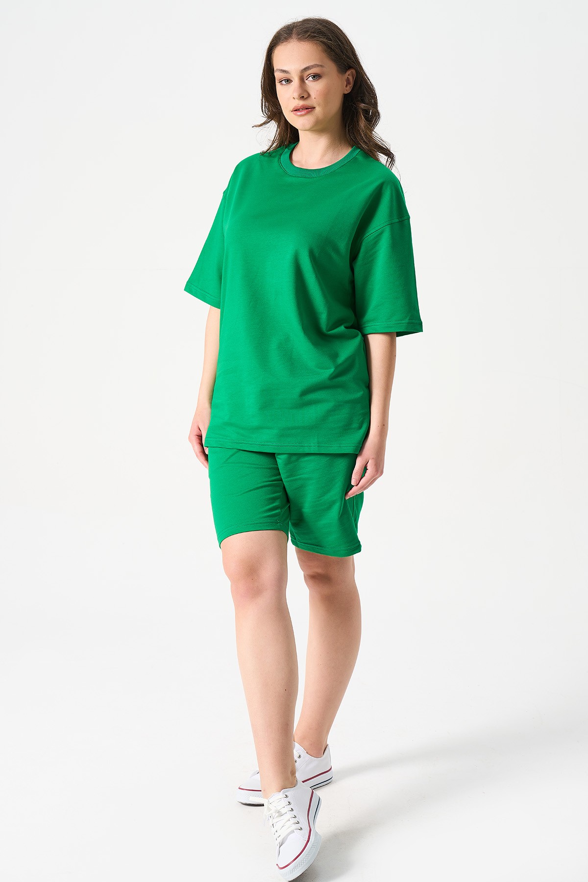 Women's Oversize T-Shirt and Shorts Set - GREEN image