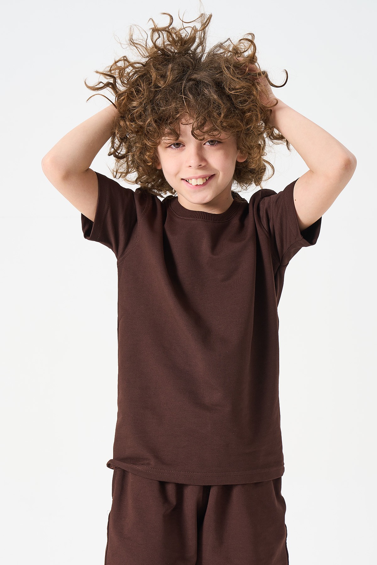 Jungen Basic T-Shirt - BRAUN image